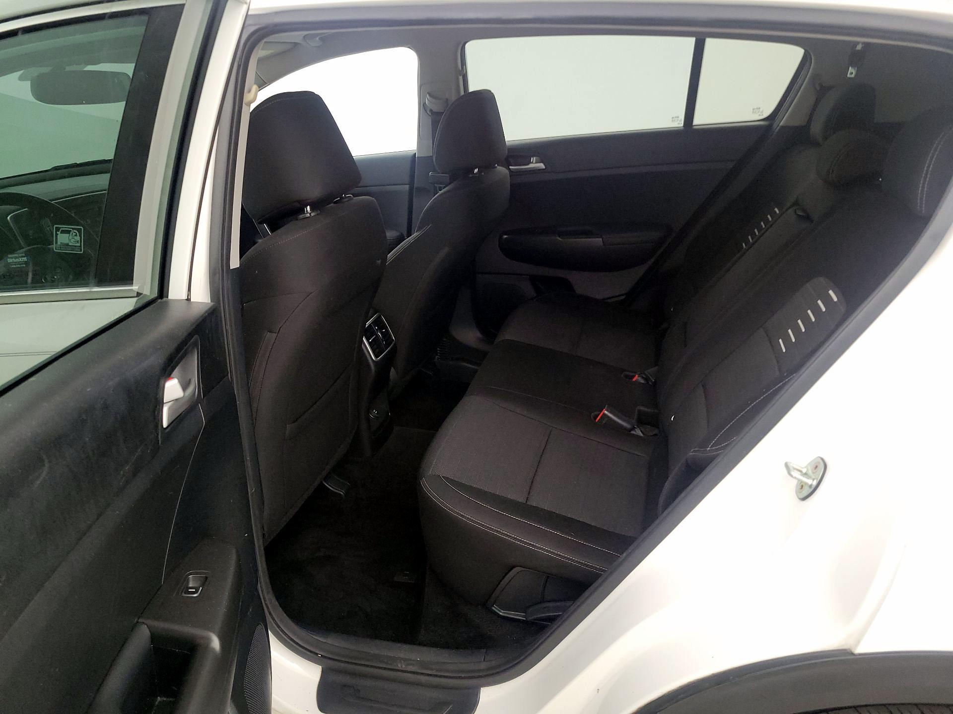 Thumbnail: 2018 Kia Sportage - 19