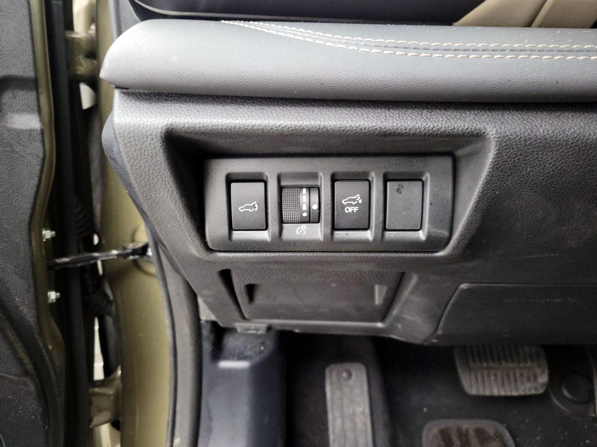 Thumbnail: 2022 Subaru Outback - 13