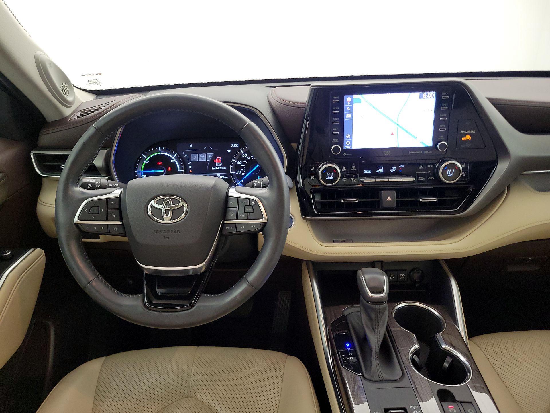 Thumbnail: 2021 Toyota Highlander - 10