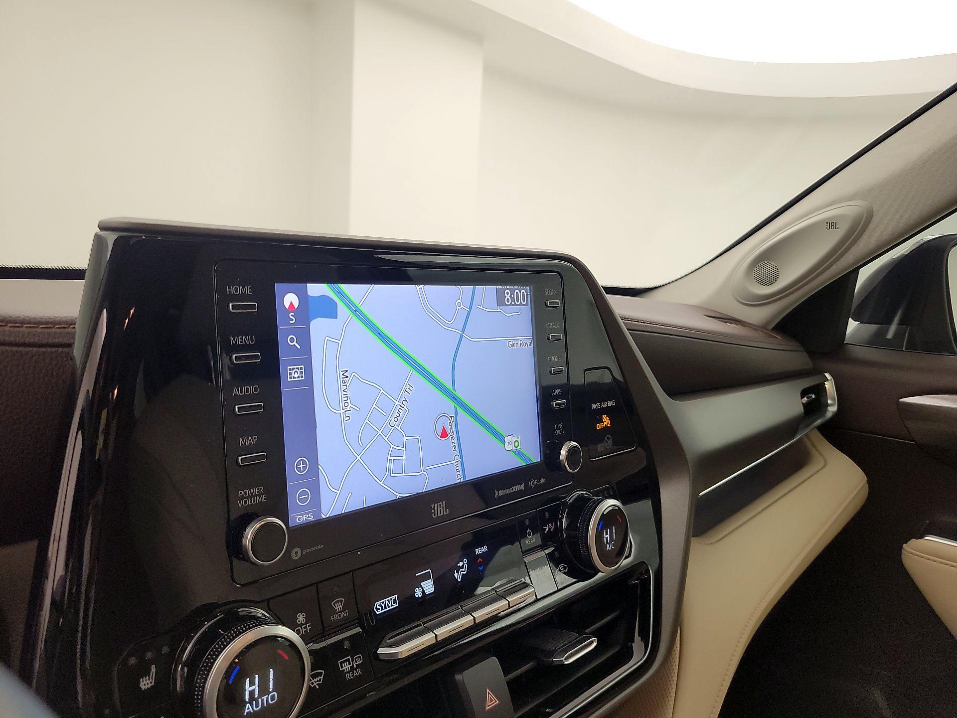 Thumbnail: 2021 Toyota Highlander - 14