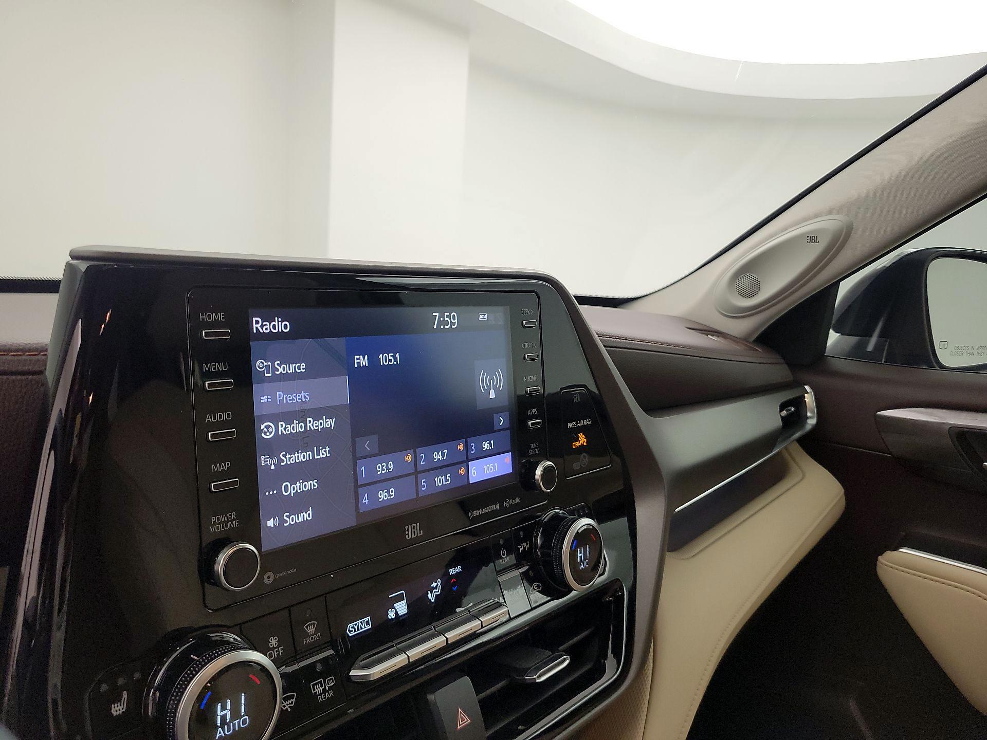 Thumbnail: 2021 Toyota Highlander - 16