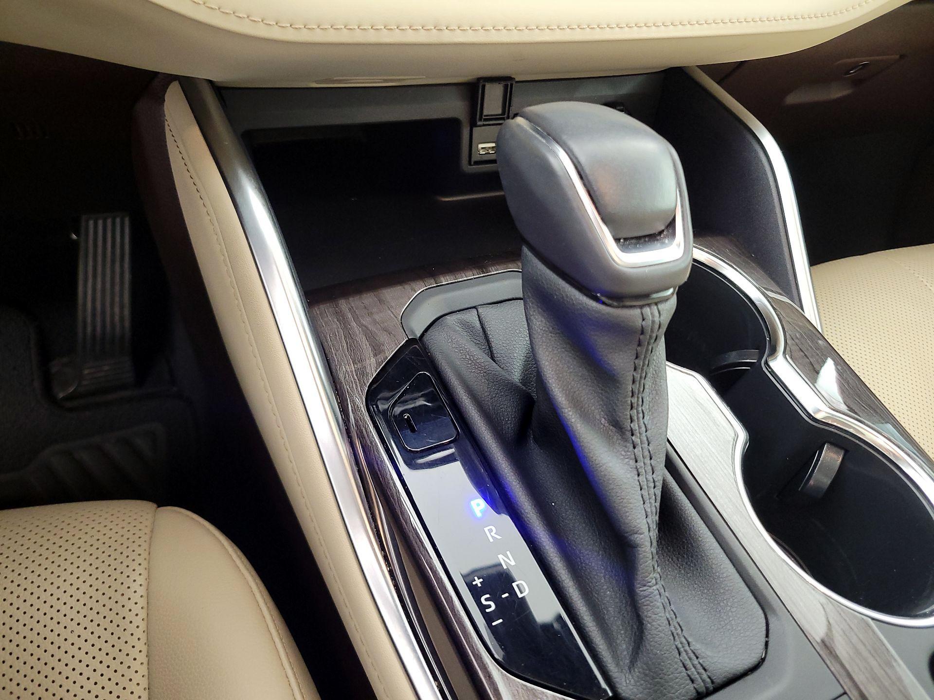 Thumbnail: 2021 Toyota Highlander - 18