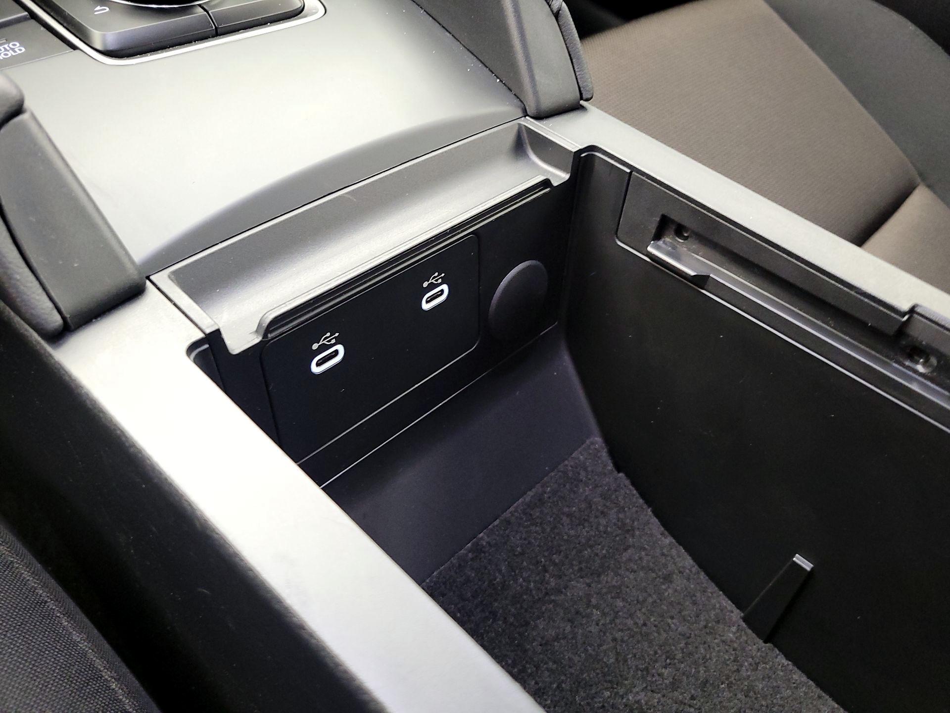 Thumbnail: 2024 Mazda Mazda3 - 18