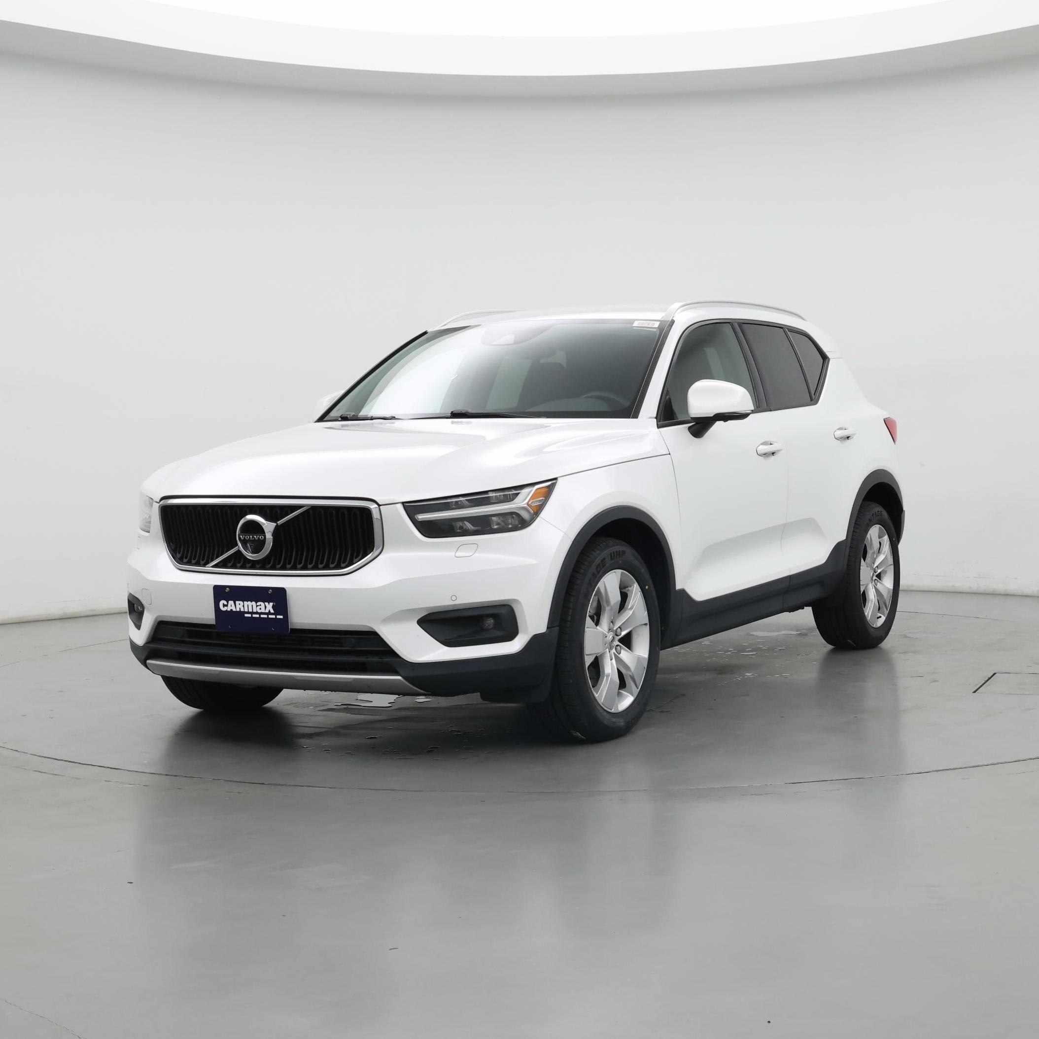 Thumbnail: 2021 Volvo XC40 - 4