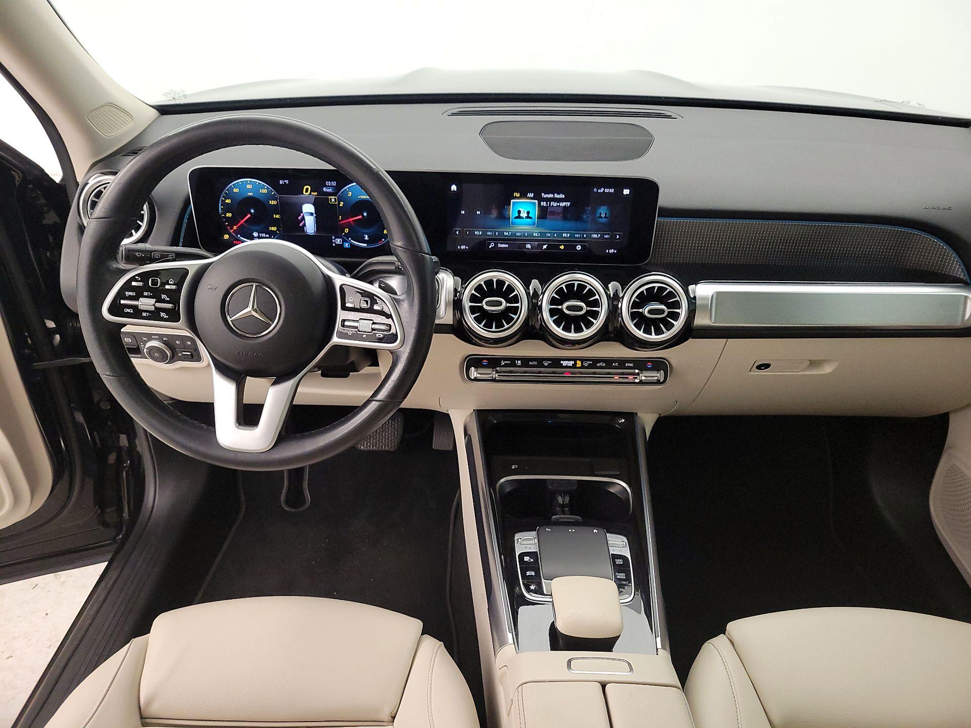 Thumbnail: 2021 Mercedes-Benz GLB - 9