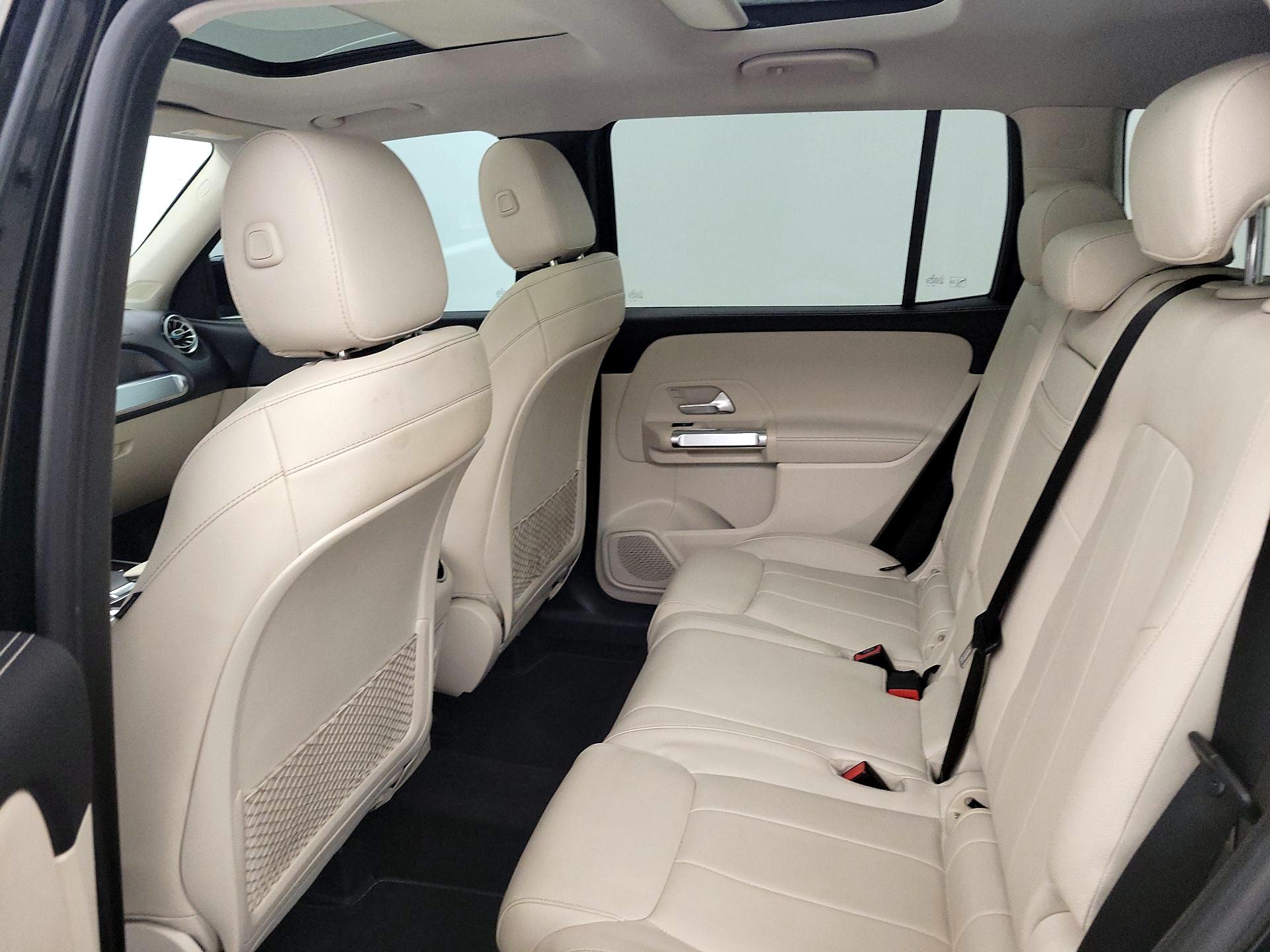 Thumbnail: 2021 Mercedes-Benz GLB - 20