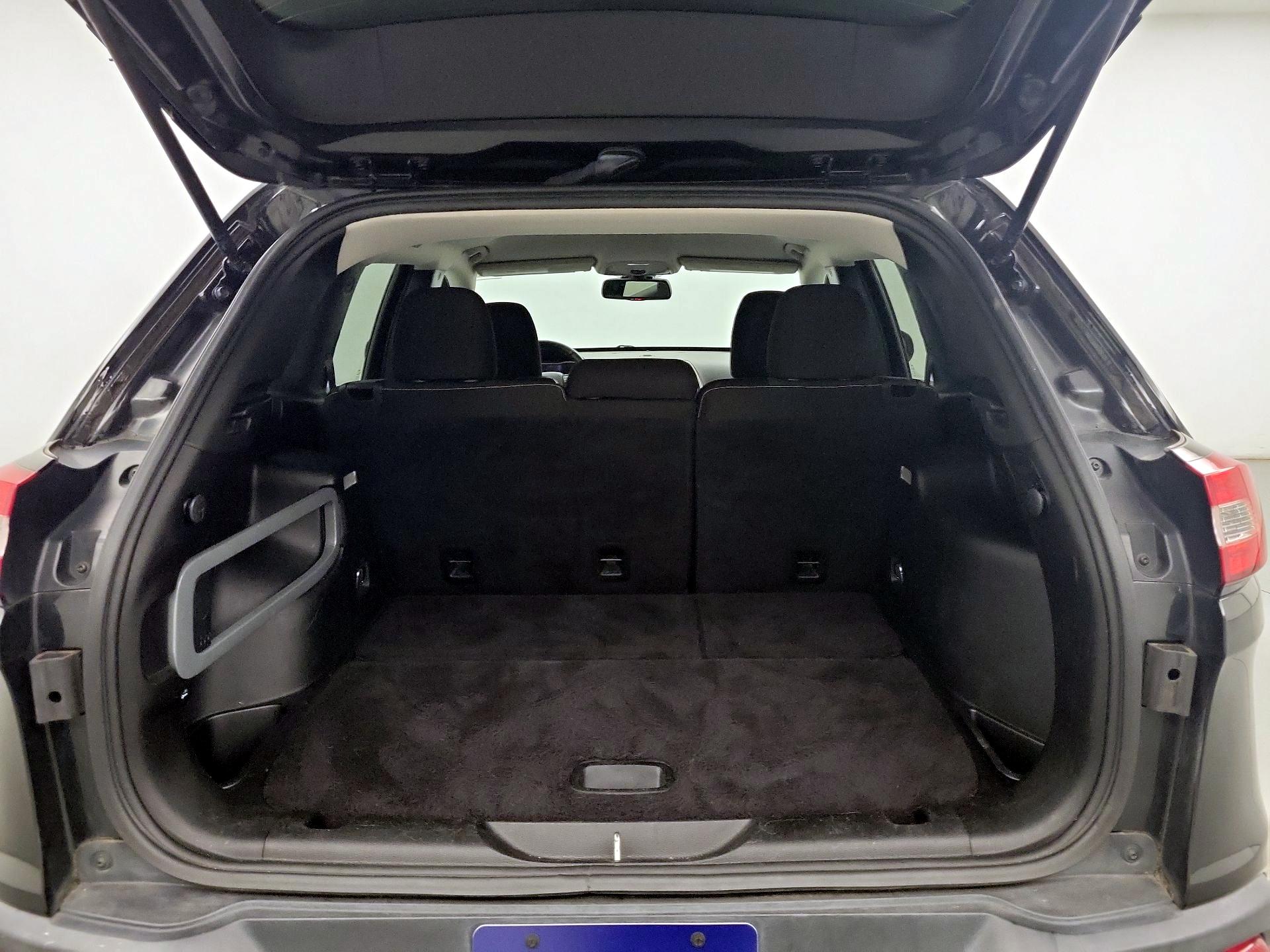 Thumbnail: 2015 Jeep Cherokee - 18