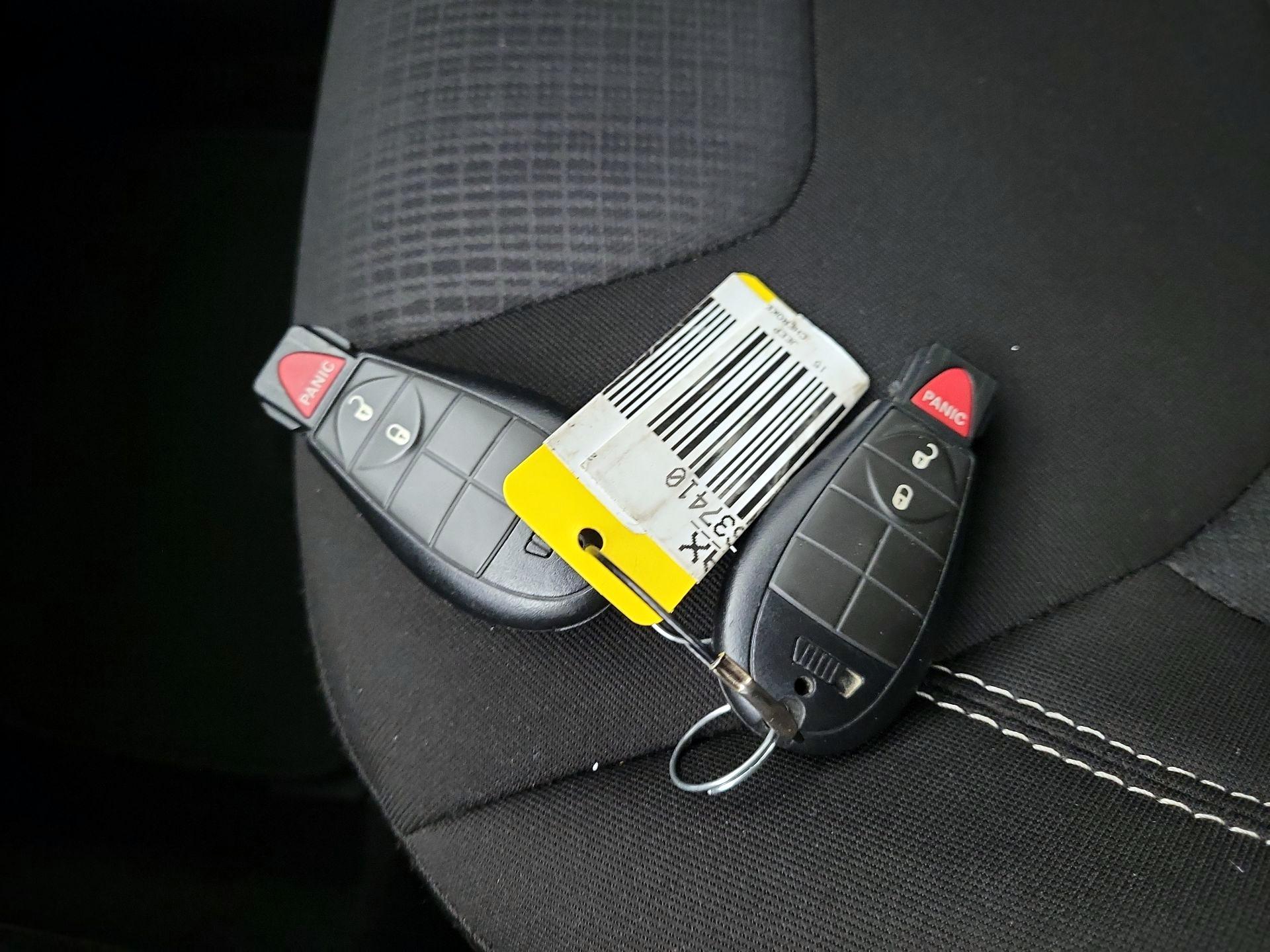 Thumbnail: 2015 Jeep Cherokee - 20