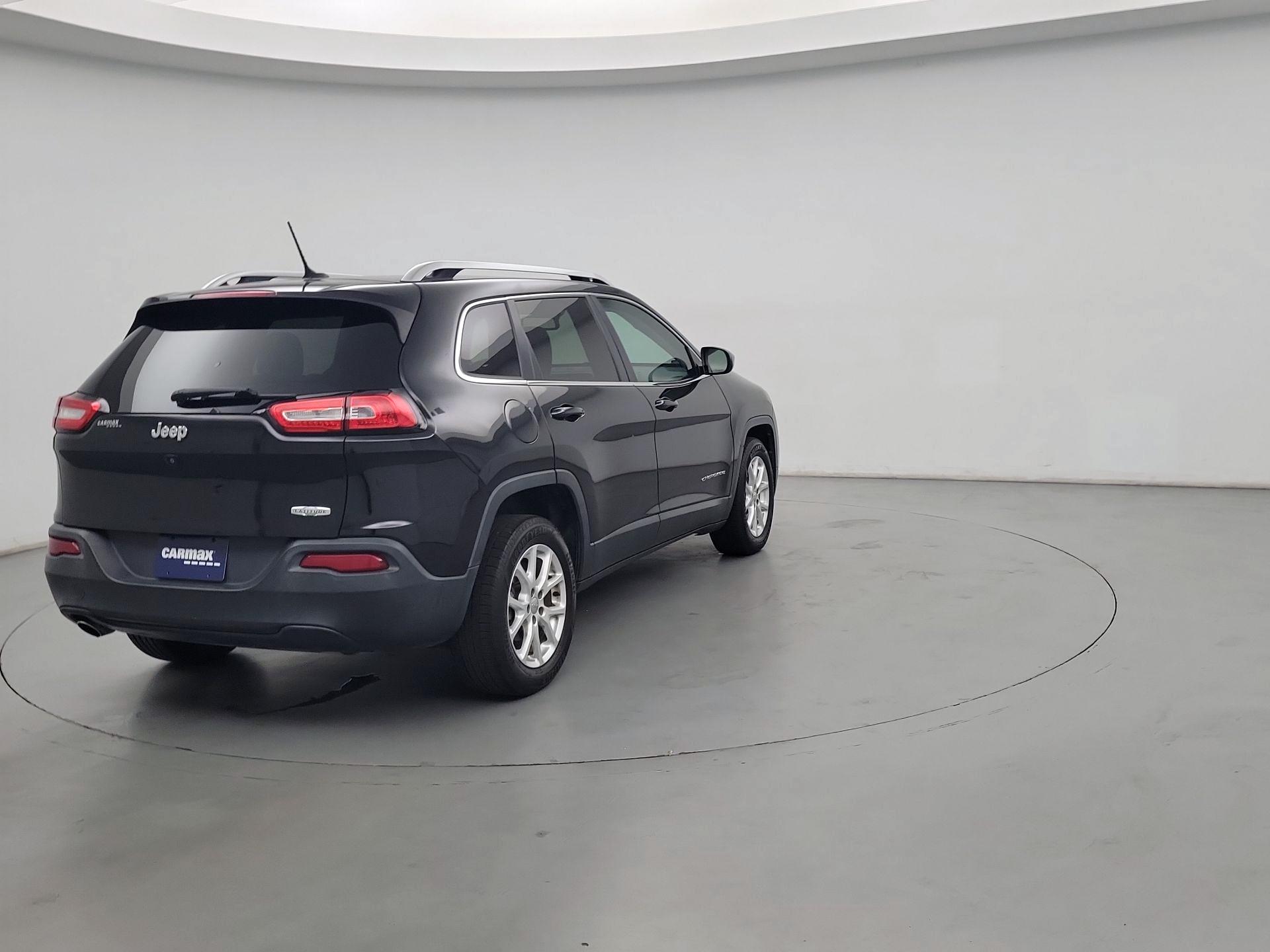 Thumbnail: 2015 Jeep Cherokee - 5