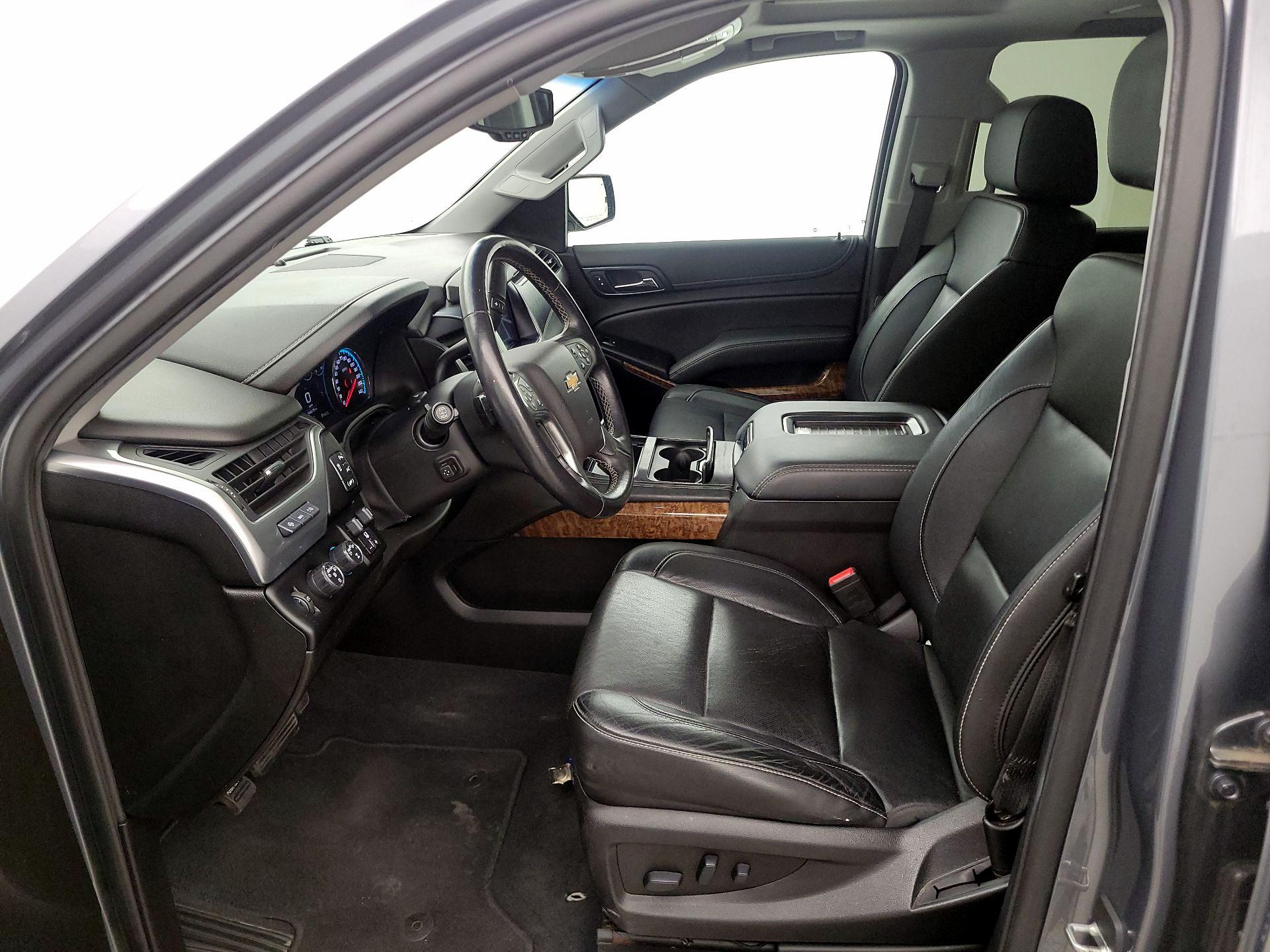 Thumbnail: 2019 Chevrolet Tahoe - 11