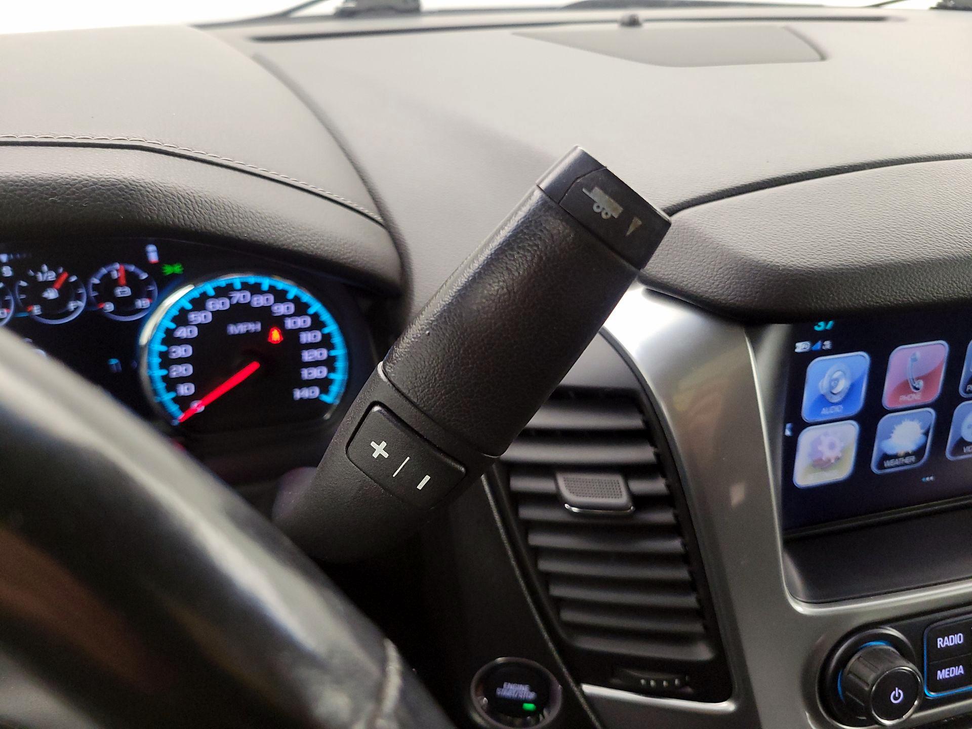 Thumbnail: 2019 Chevrolet Tahoe - 18