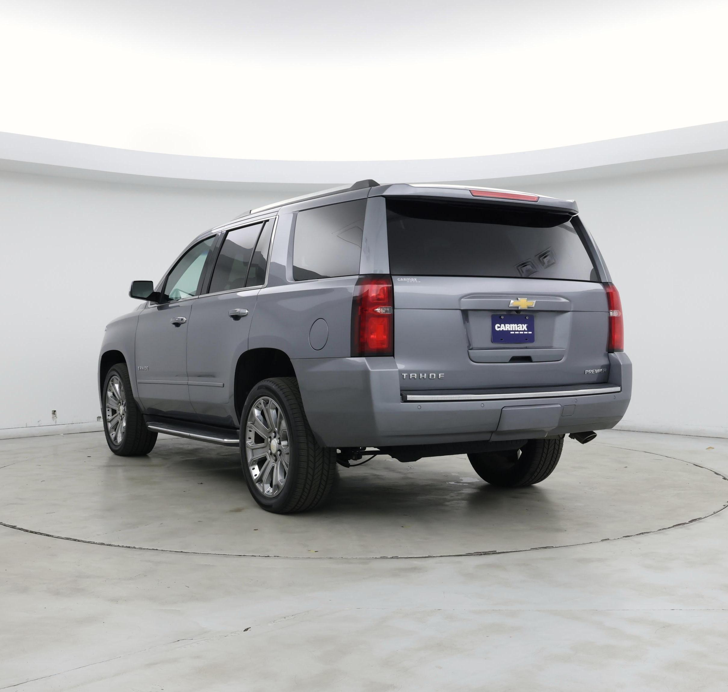 Thumbnail: 2019 Chevrolet Tahoe - 2