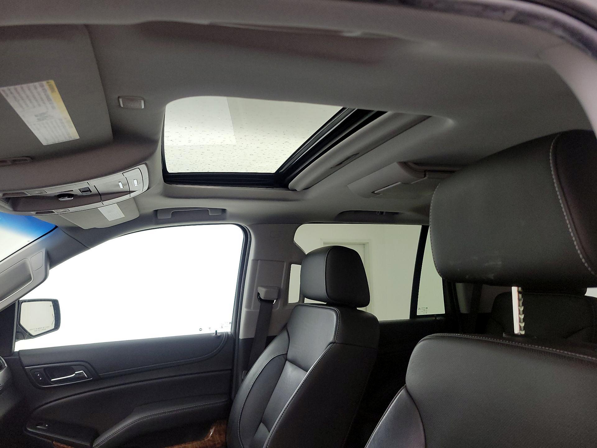 Thumbnail: 2019 Chevrolet Tahoe - 20