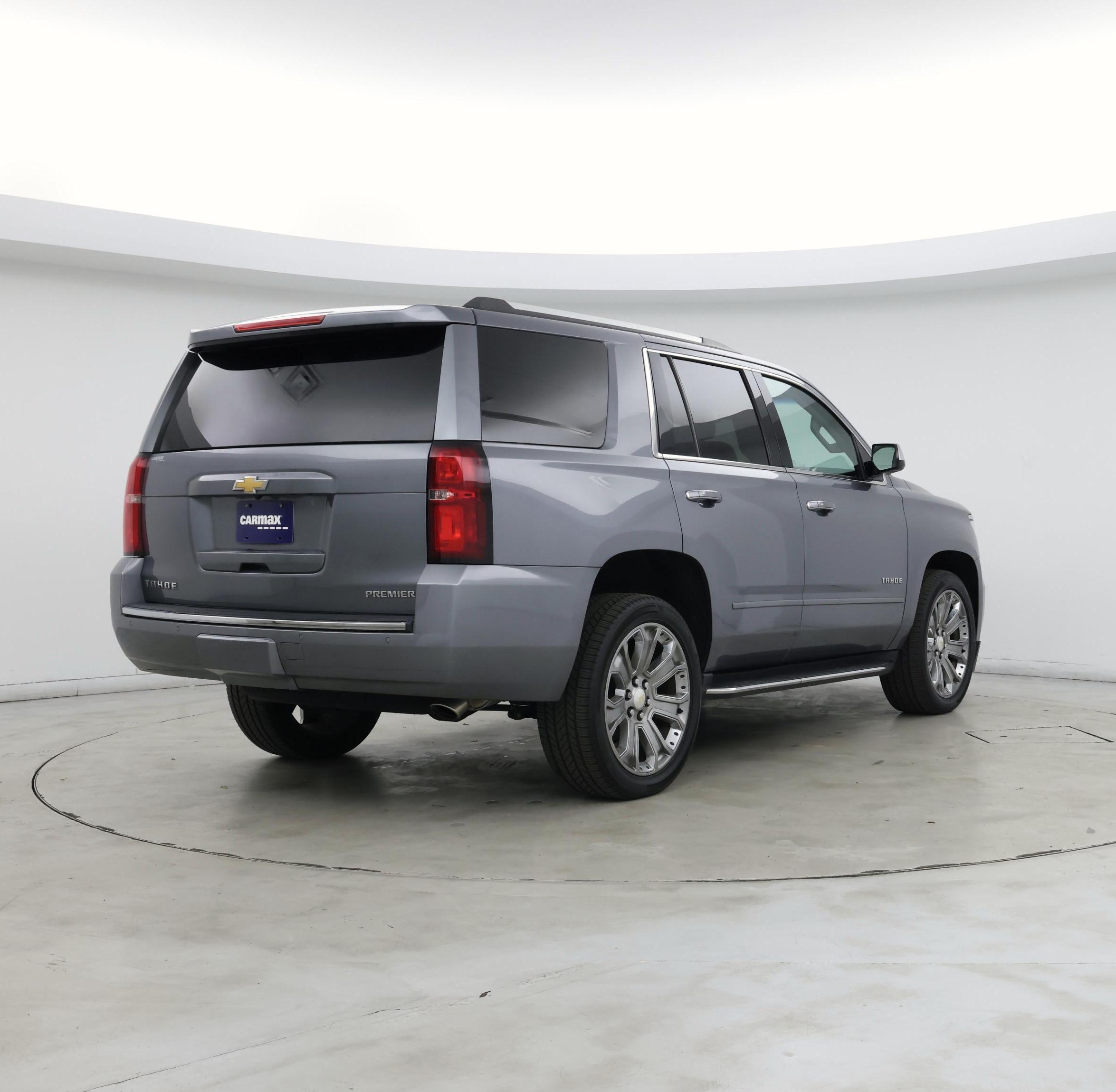 Thumbnail: 2019 Chevrolet Tahoe - 8