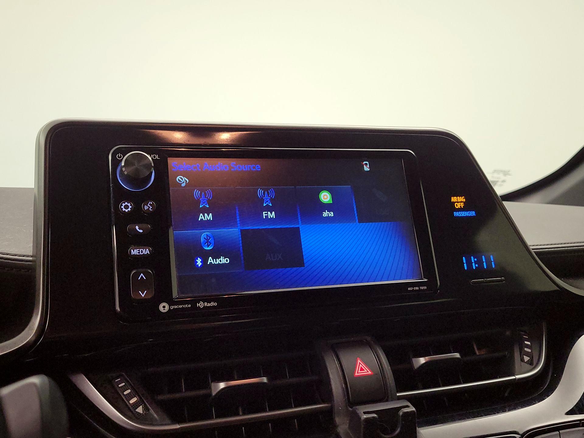 Thumbnail: 2018 Toyota C-HR - 15