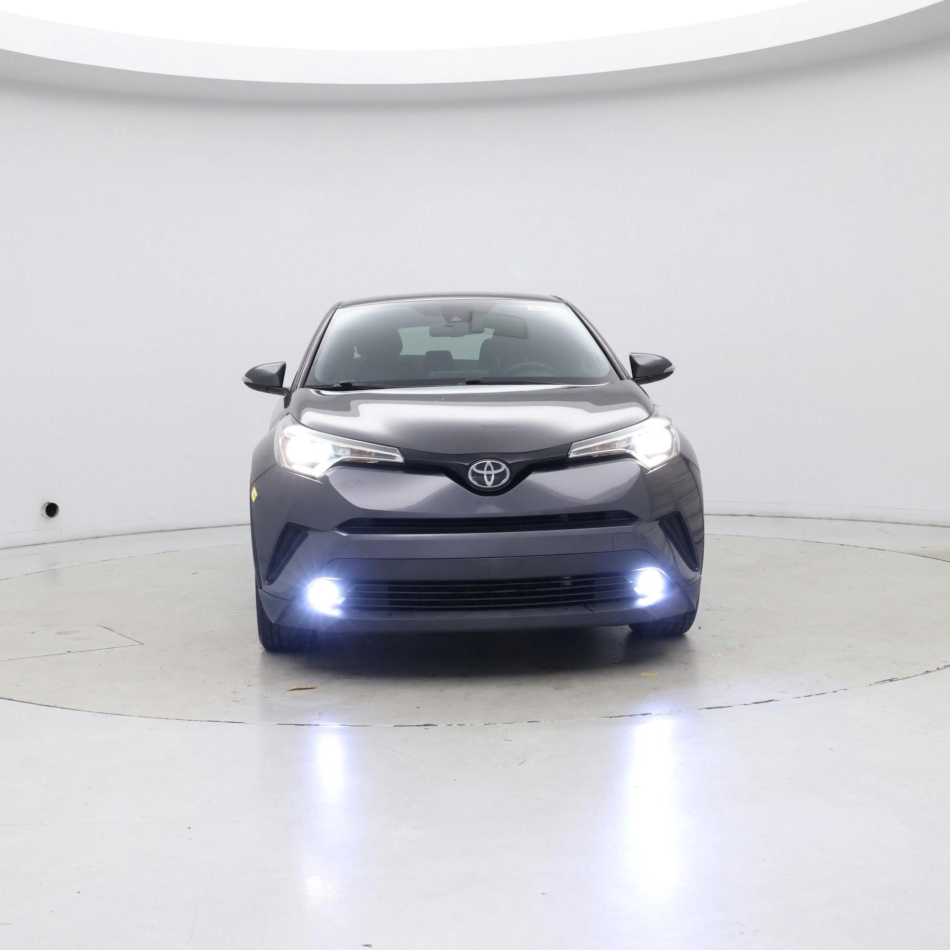 Thumbnail: 2018 Toyota C-HR - 5