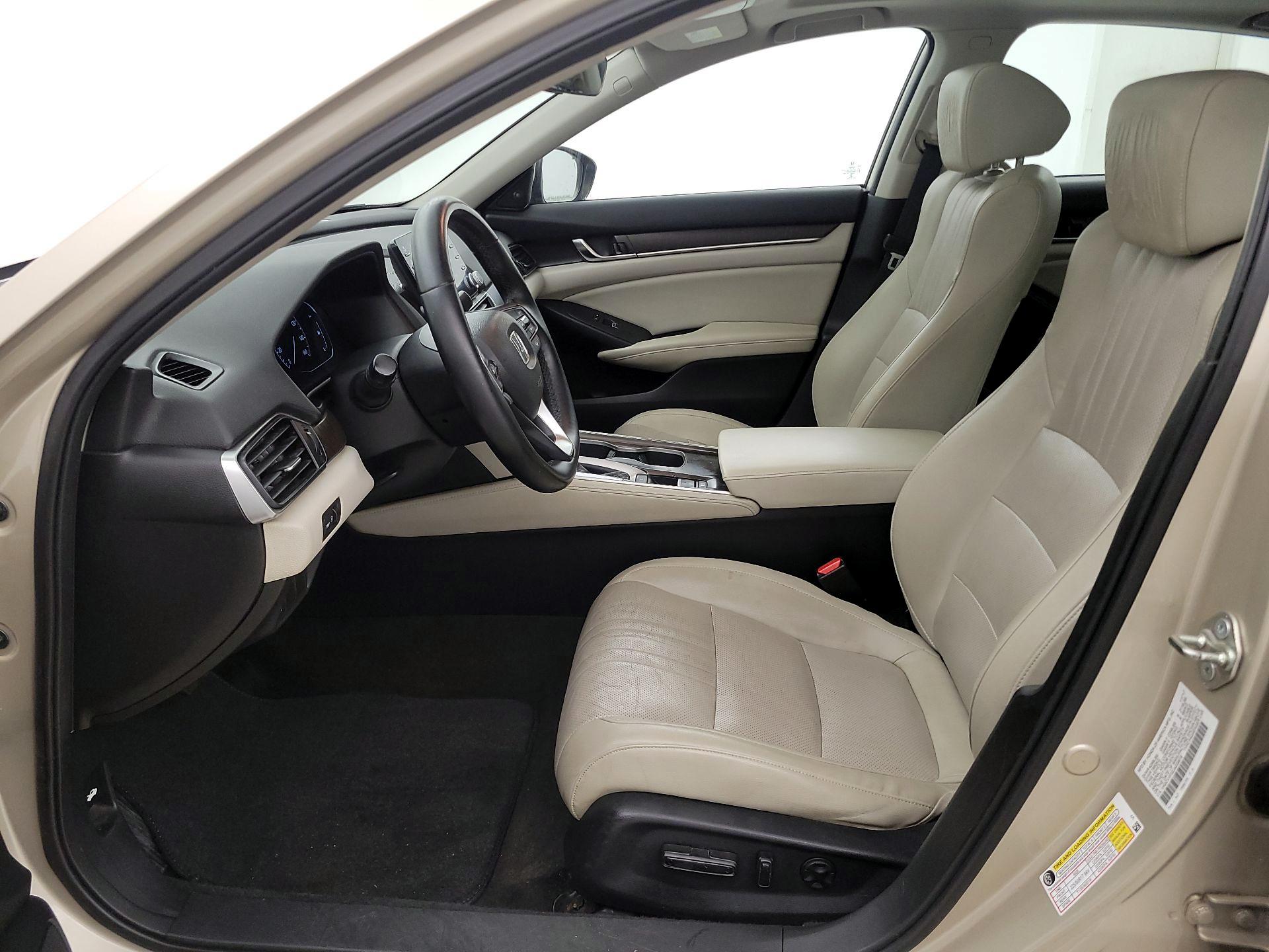 Thumbnail: 2018 Honda Accord - 11