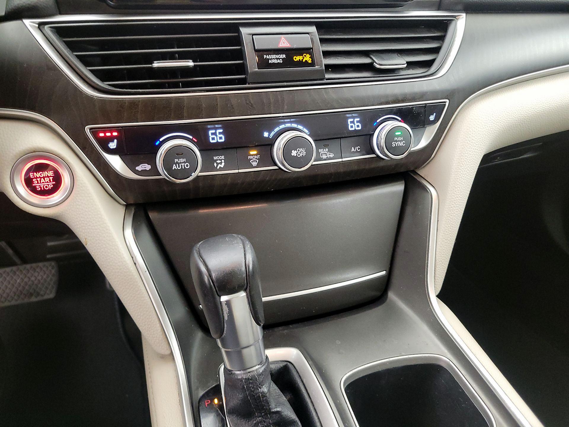 Thumbnail: 2018 Honda Accord - 16