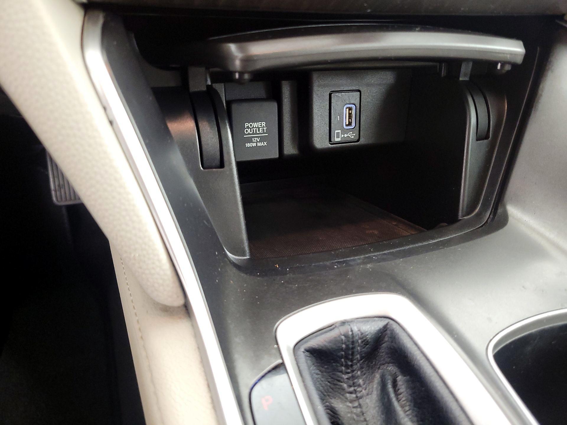 Thumbnail: 2018 Honda Accord - 18