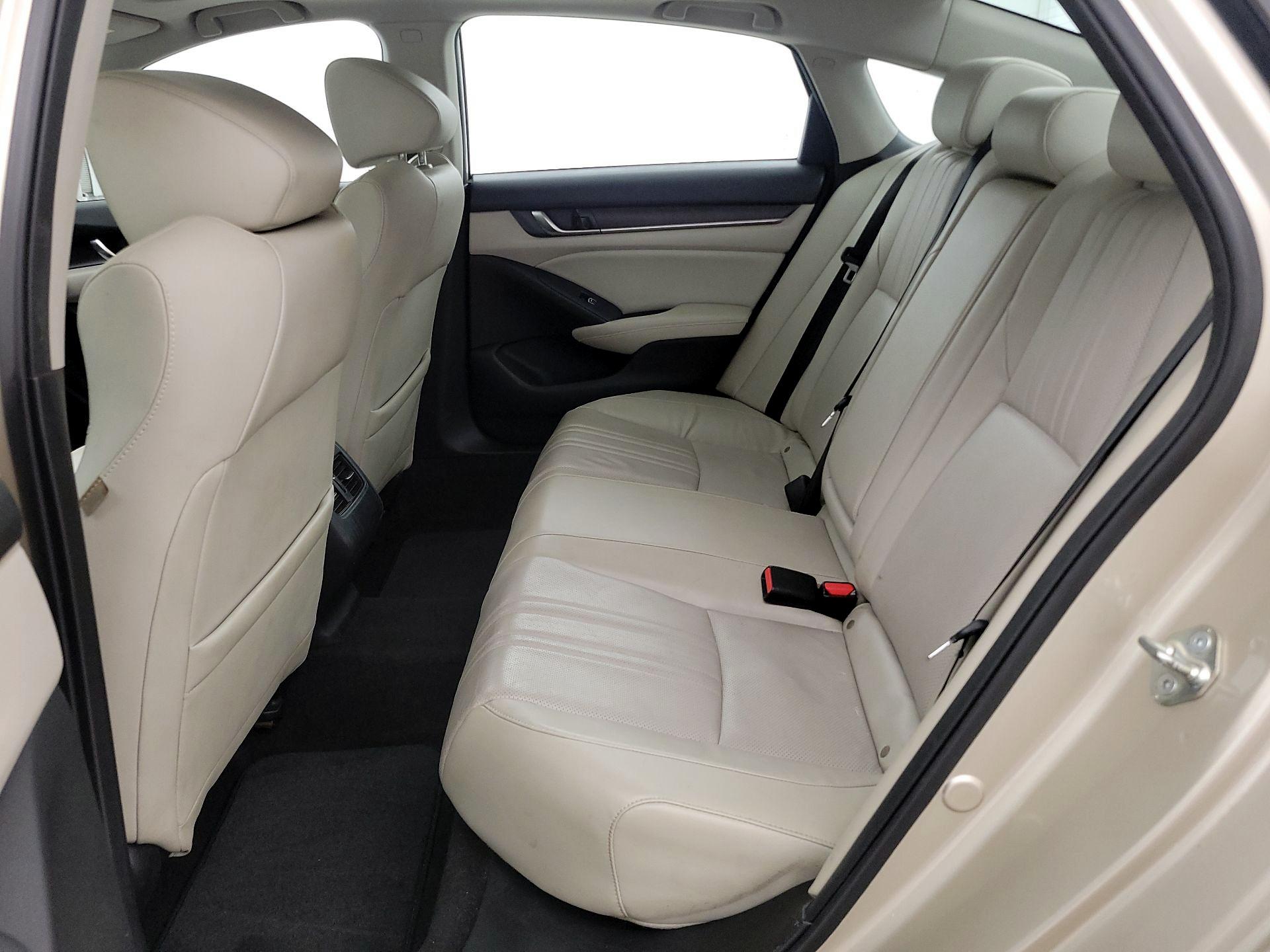 Thumbnail: 2018 Honda Accord - 20