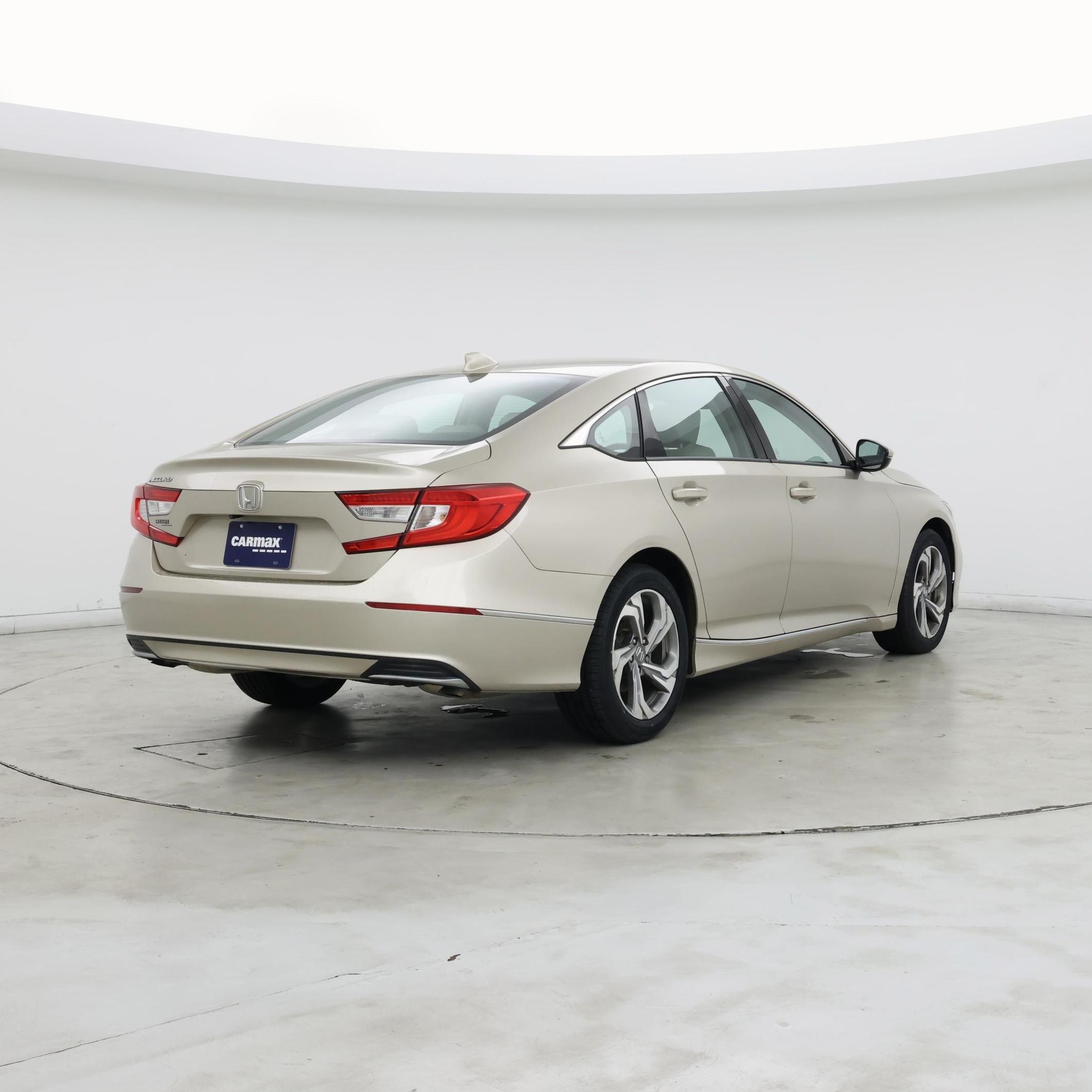 Thumbnail: 2018 Honda Accord - 8