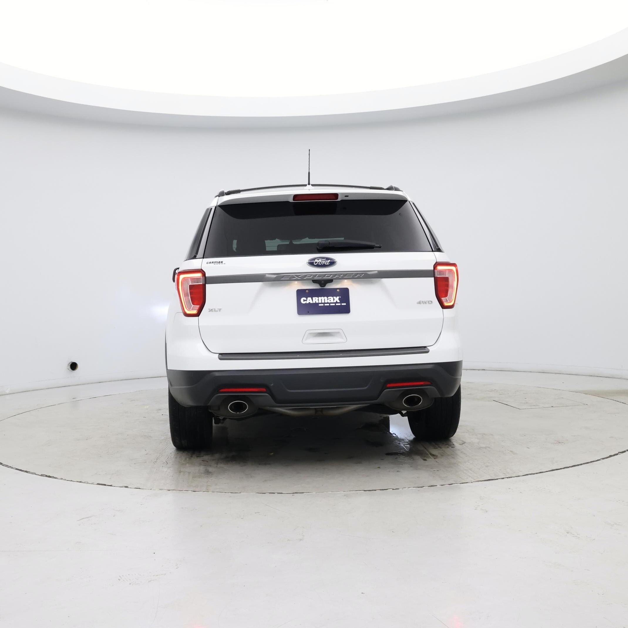 Thumbnail: 2018 Ford Explorer - 6