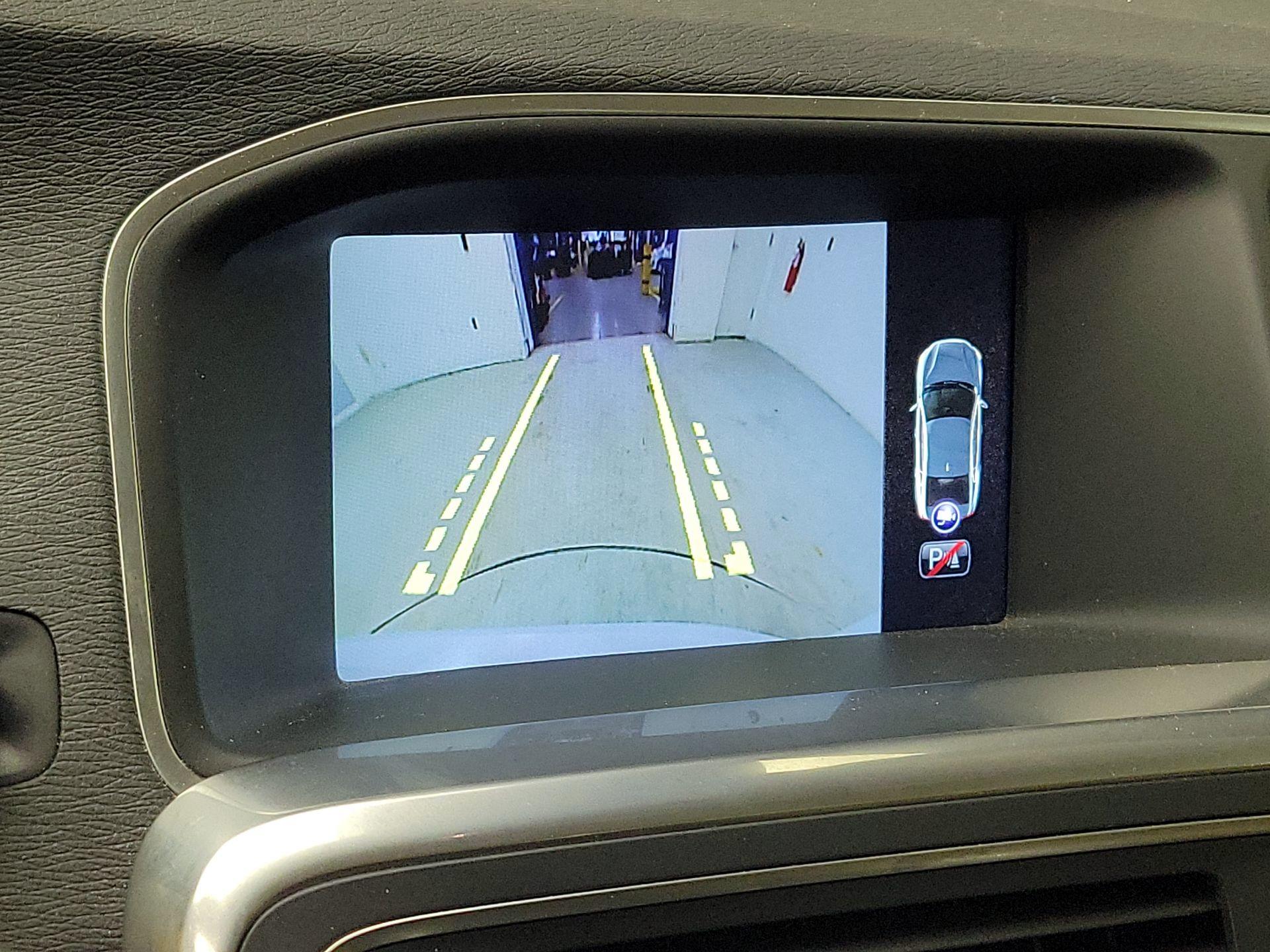 Thumbnail: 2017 Volvo S60 - 14