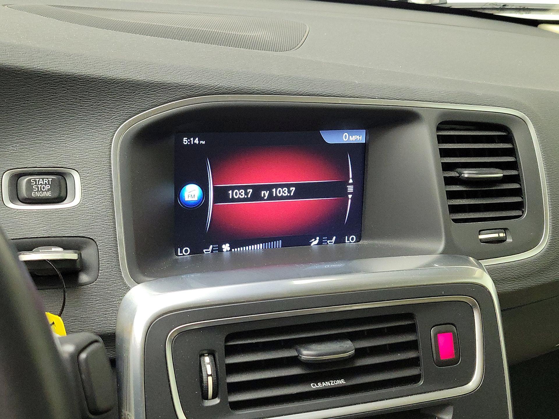 Thumbnail: 2017 Volvo S60 - 15