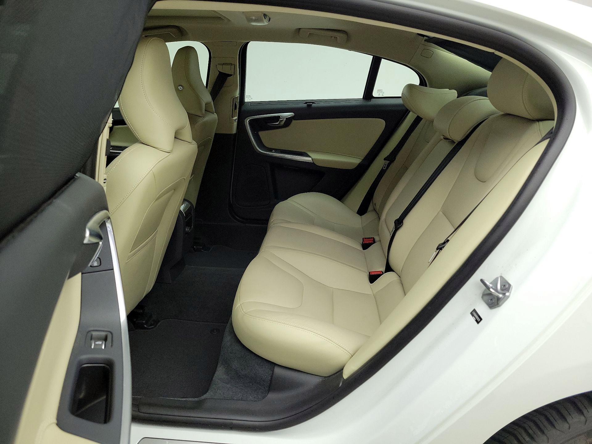 Thumbnail: 2017 Volvo S60 - 20