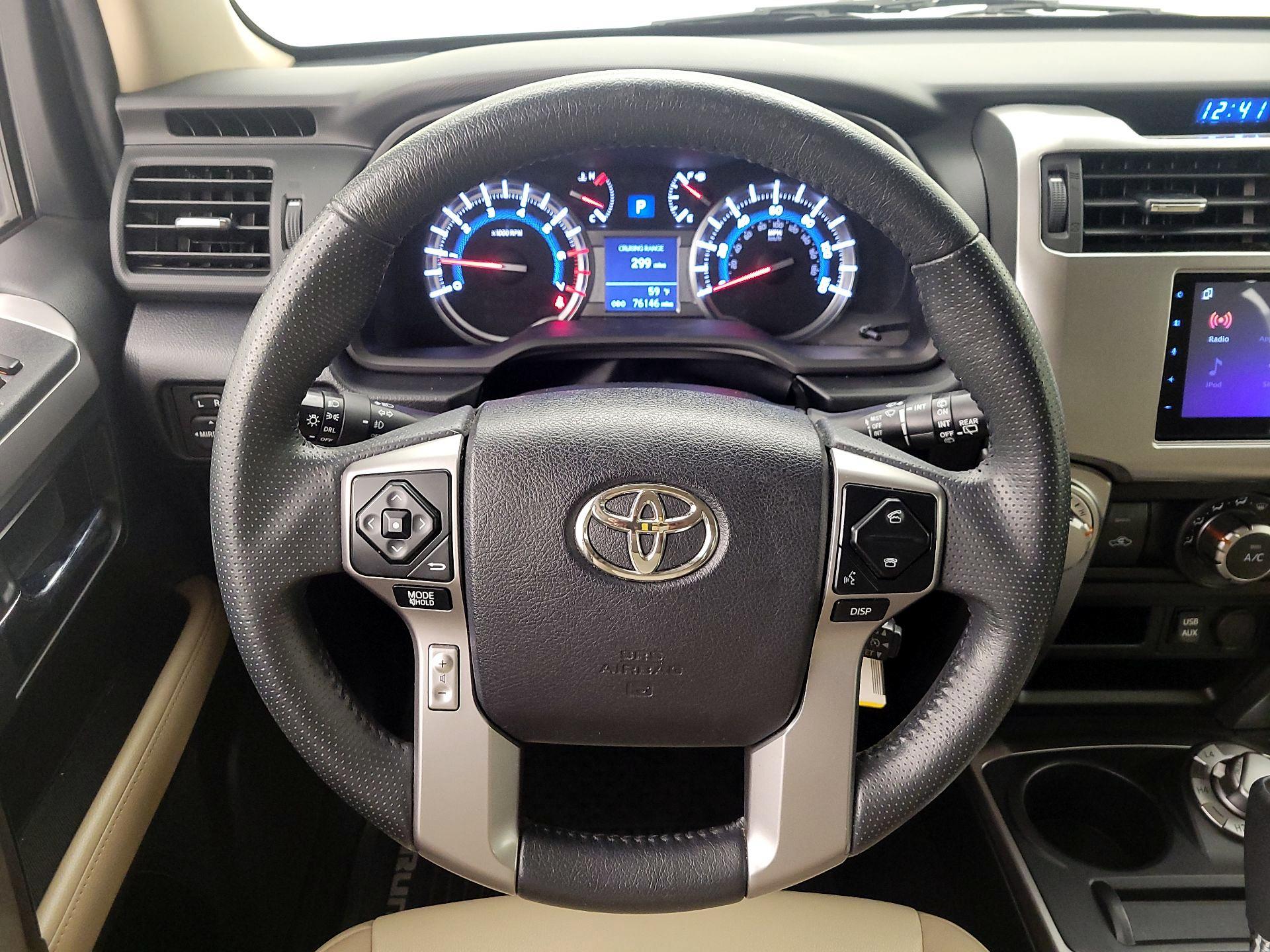 Thumbnail: 2019 Toyota 4Runner - 10