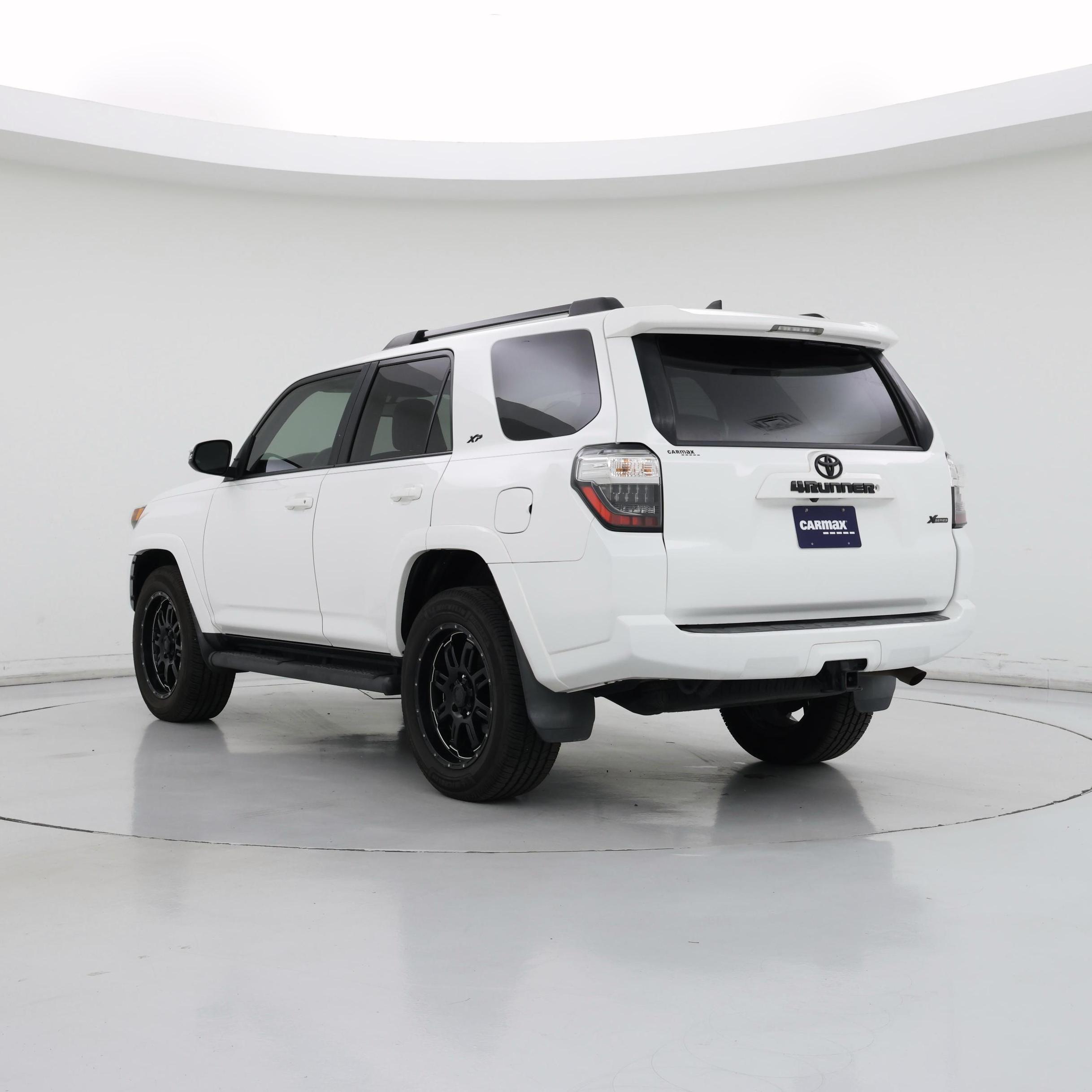 Thumbnail: 2019 Toyota 4Runner - 2