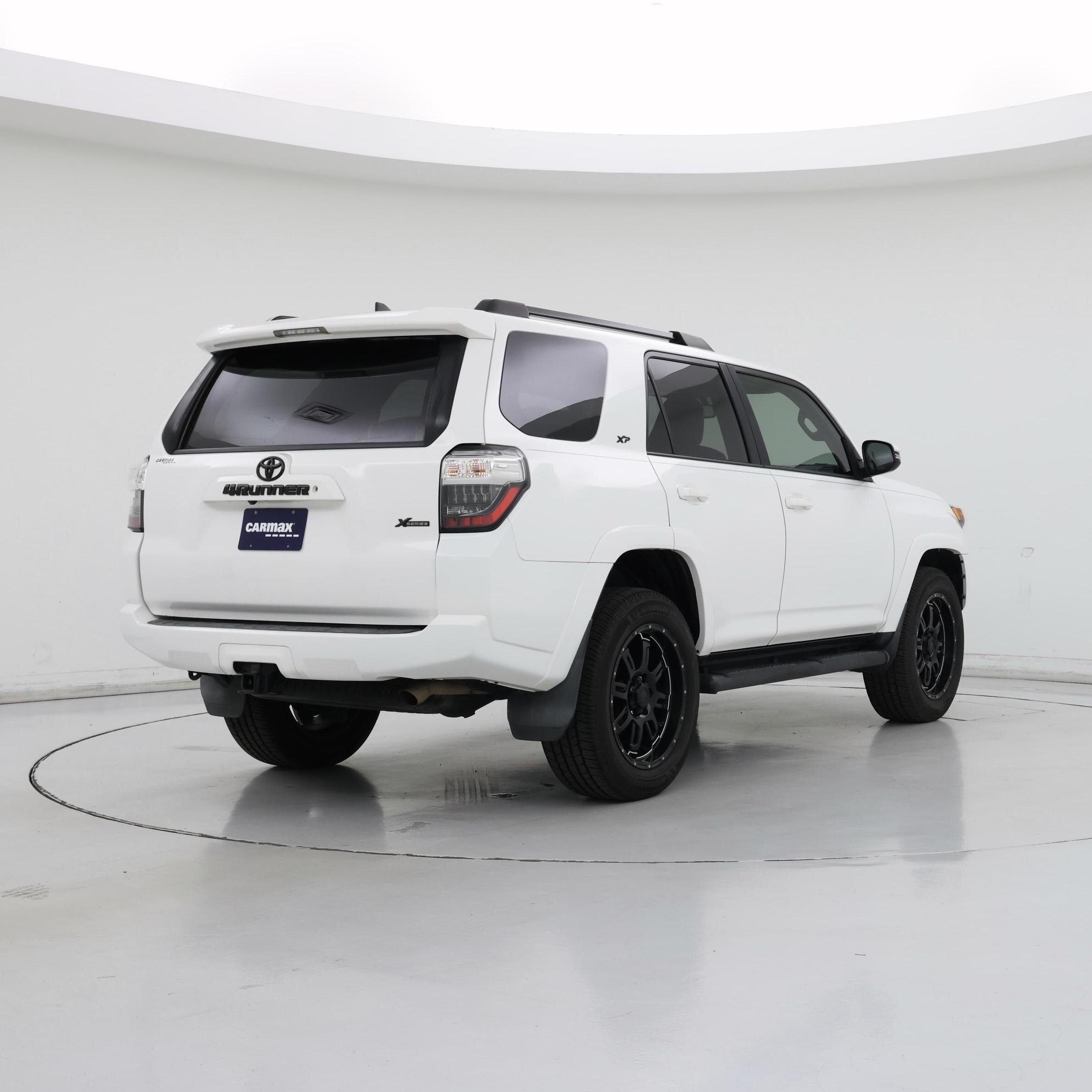 Thumbnail: 2019 Toyota 4Runner - 8