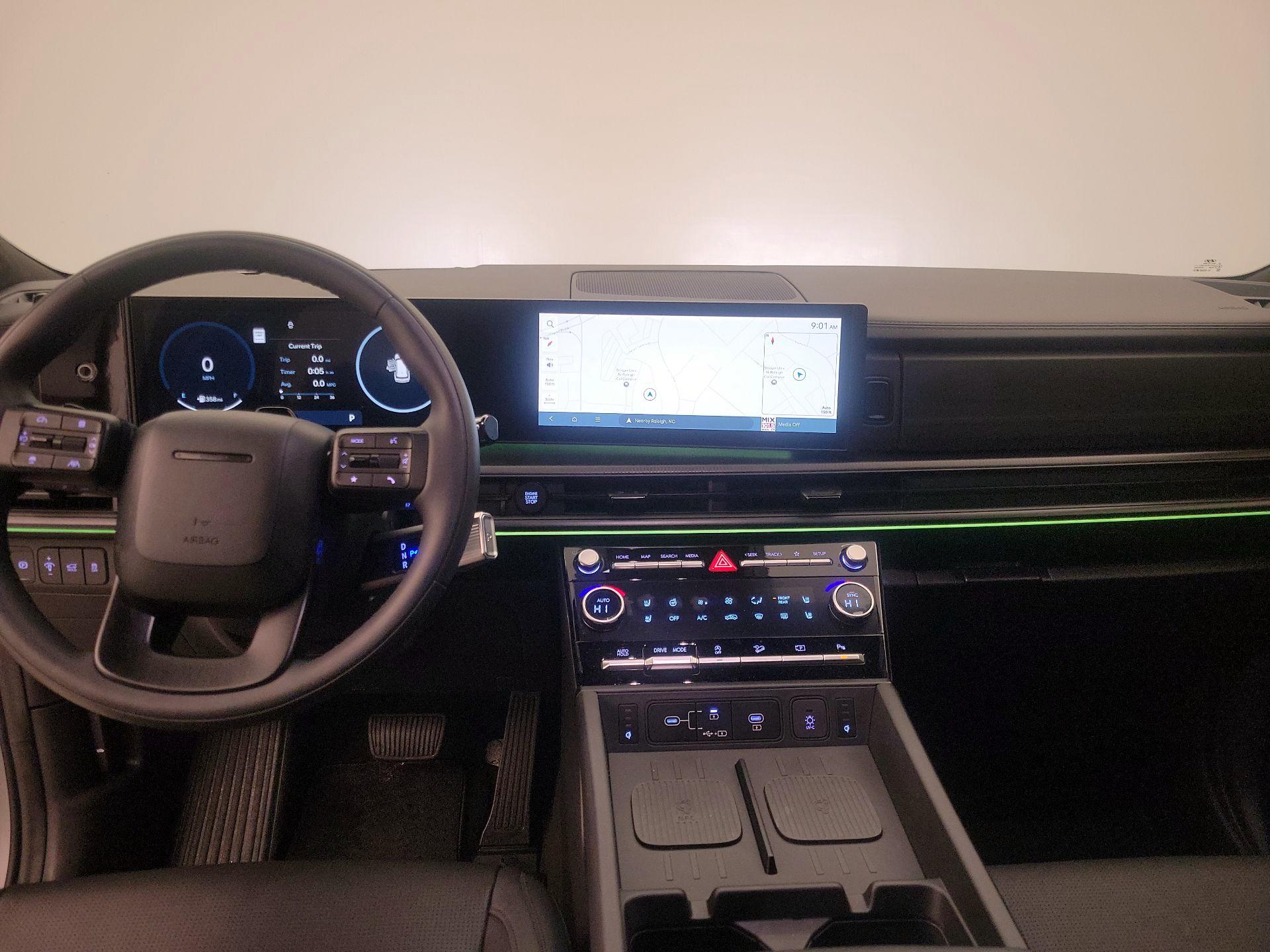 Thumbnail: 2025 Hyundai Santa Fe - 9