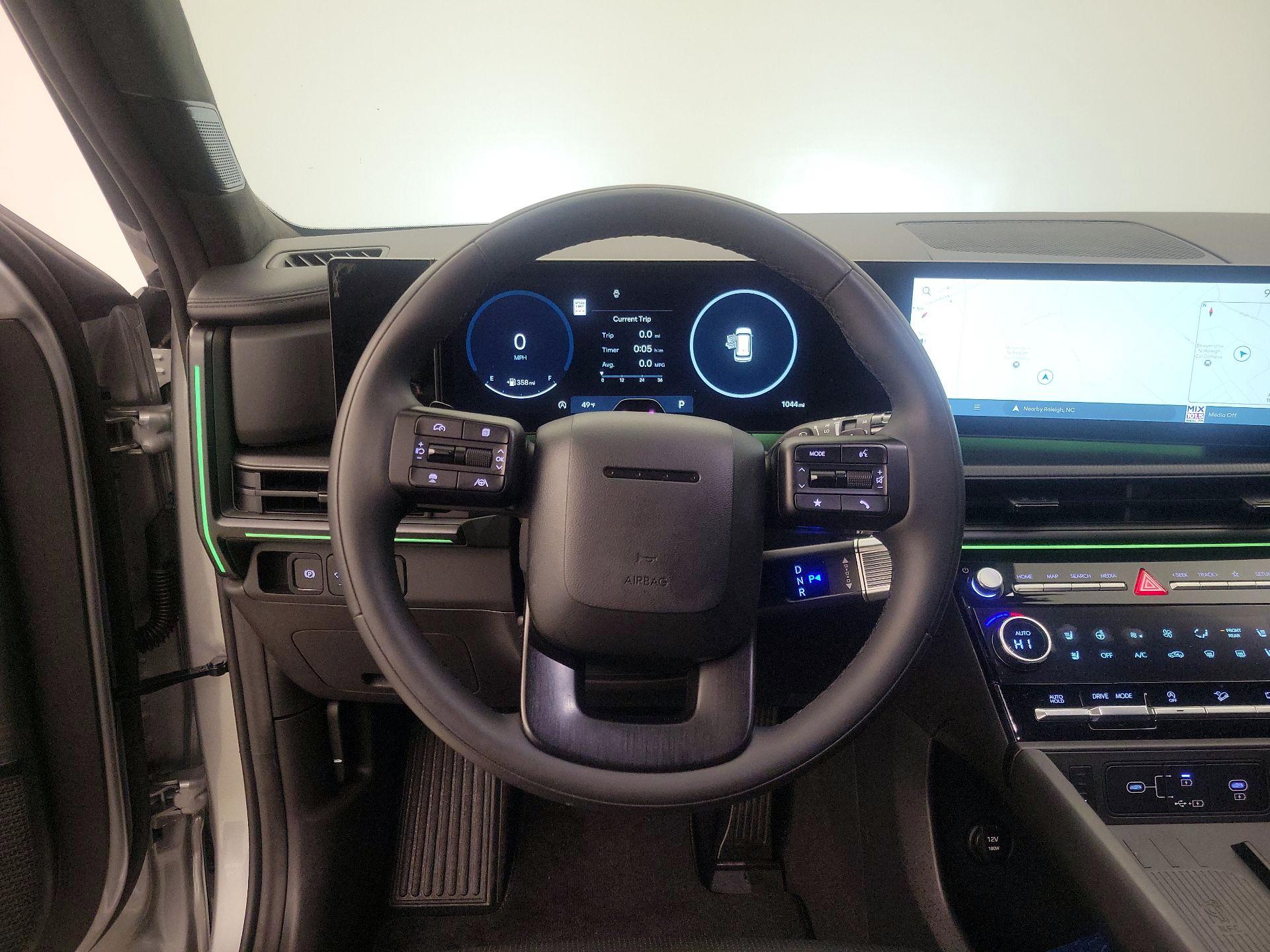 Thumbnail: 2025 Hyundai Santa Fe - 10