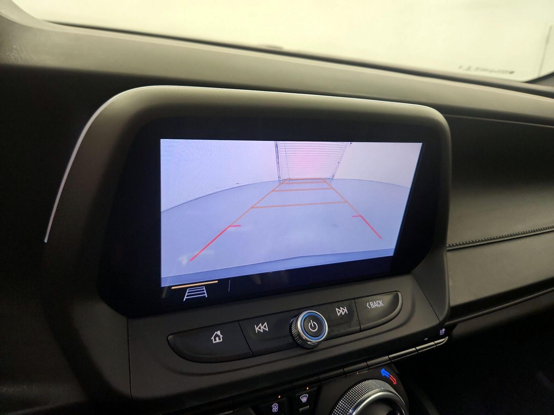 Thumbnail: 2019 Chevrolet Camaro - 13