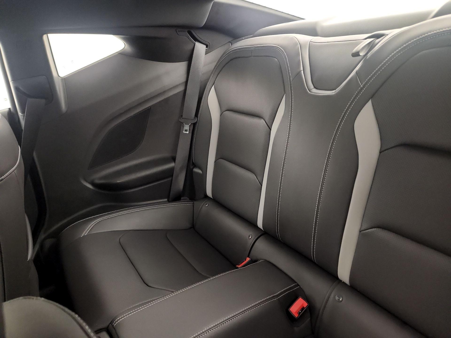 Thumbnail: 2019 Chevrolet Camaro - 18