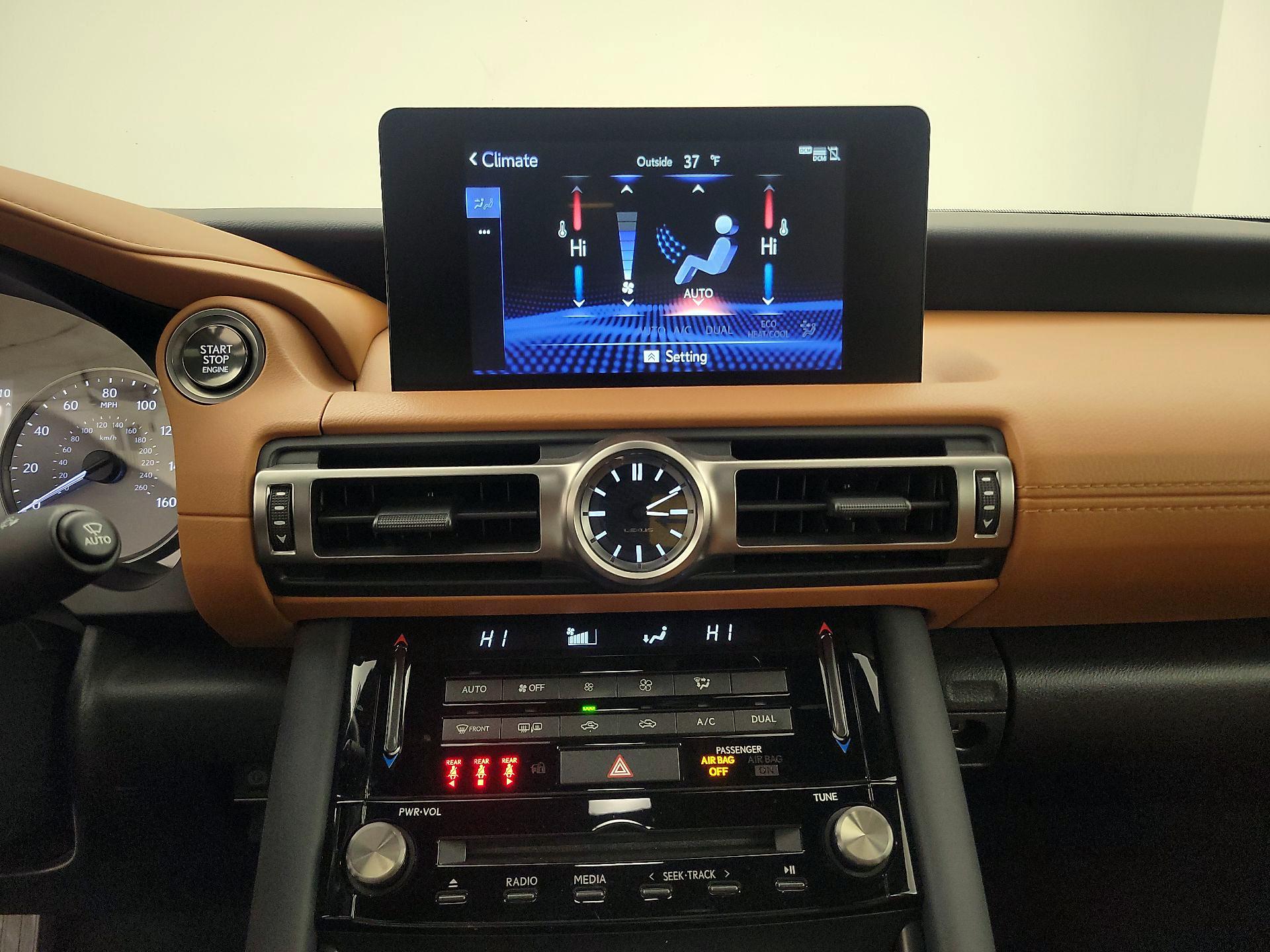 Thumbnail: 2021 Lexus IS - 16