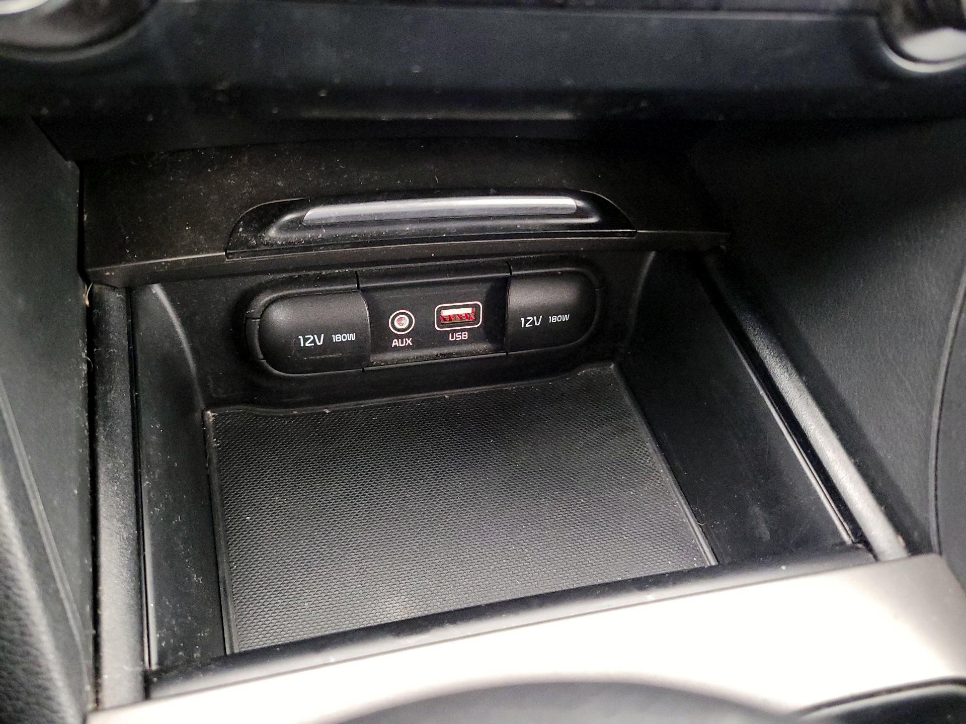 Thumbnail: 2019 Kia Optima - 18