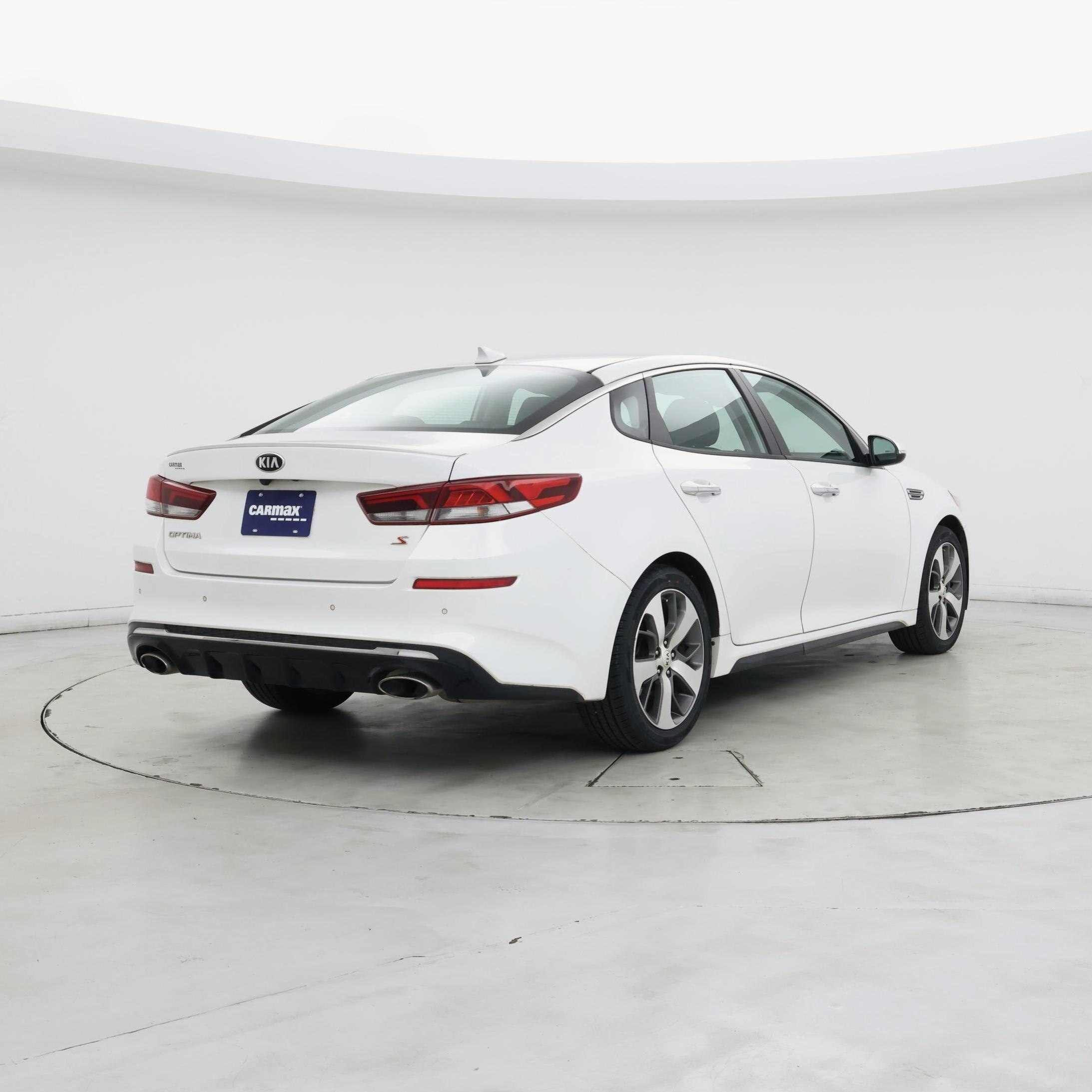 Thumbnail: 2019 Kia Optima - 8