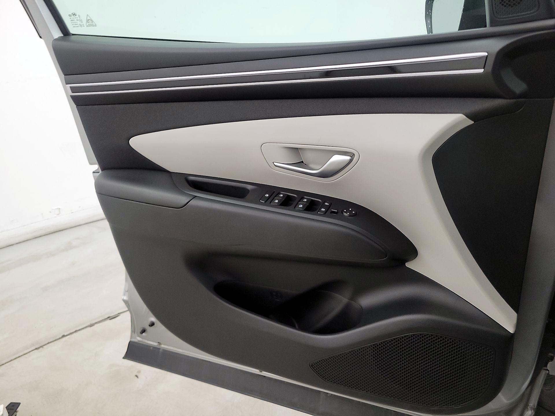 Thumbnail: 2023 Hyundai Tucson - 12