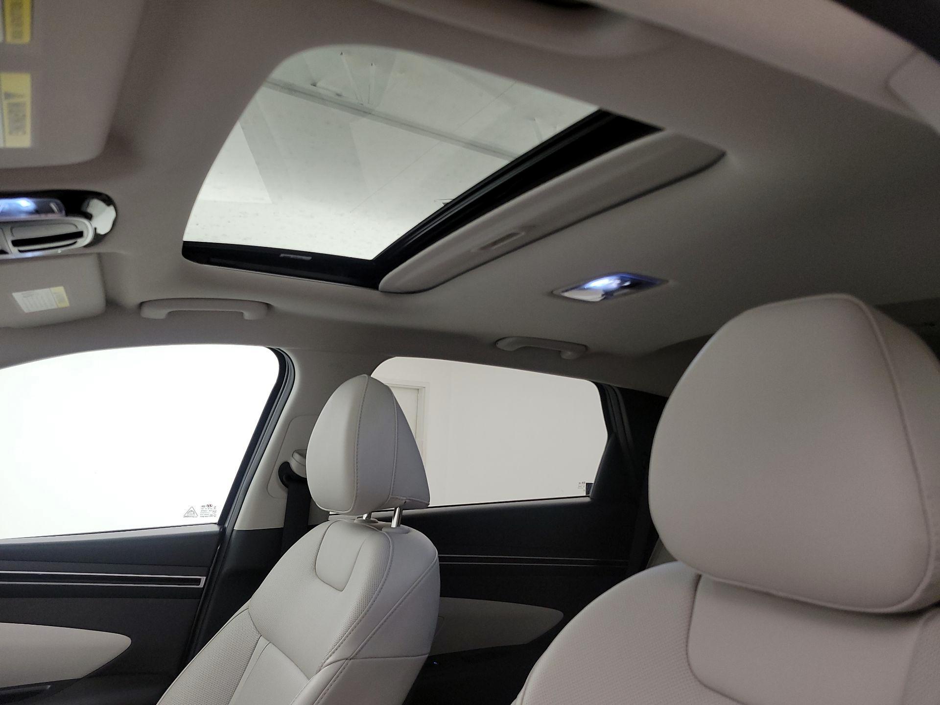 Thumbnail: 2023 Hyundai Tucson - 19