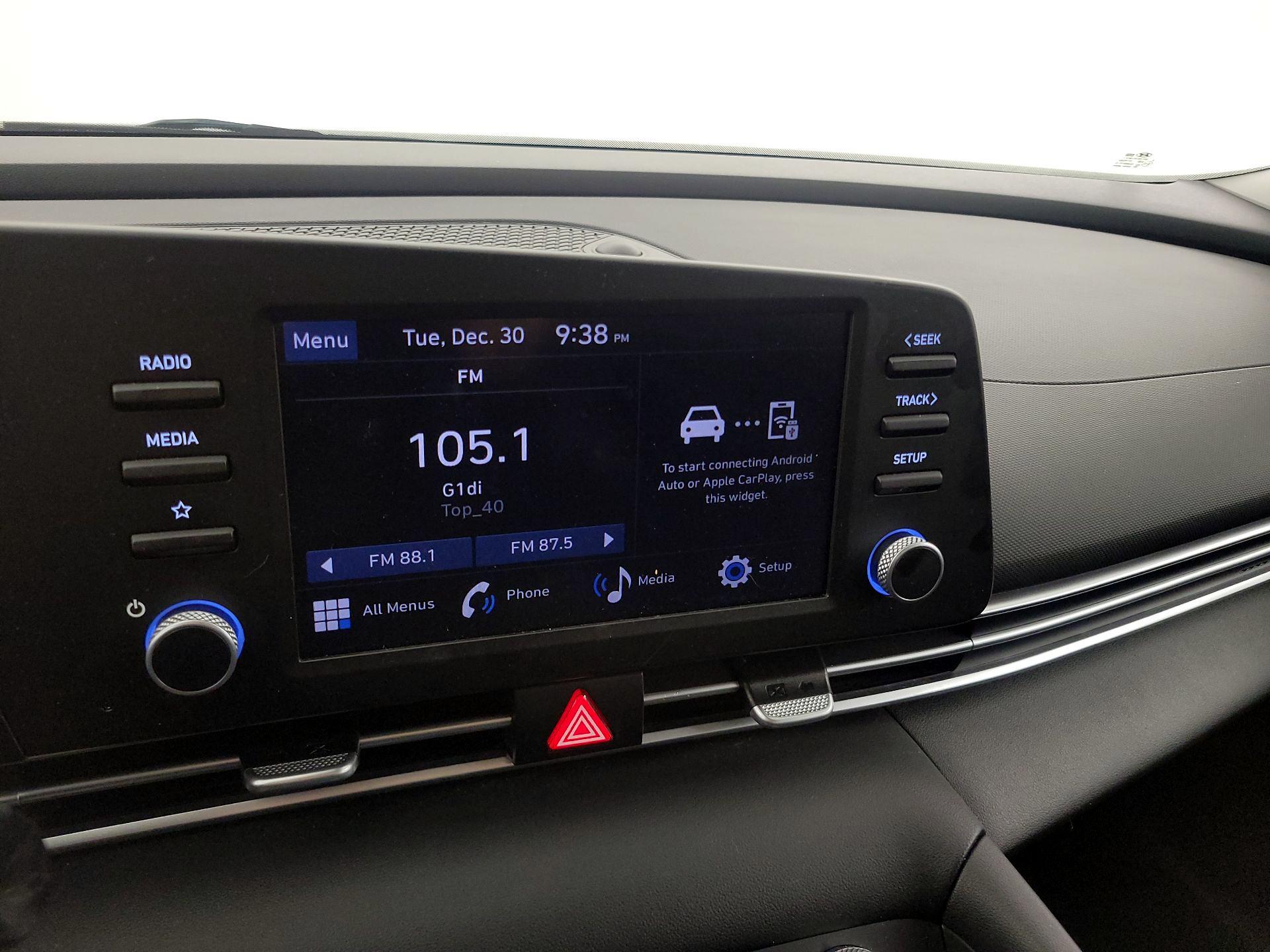 Thumbnail: 2024 Hyundai Elantra - 15