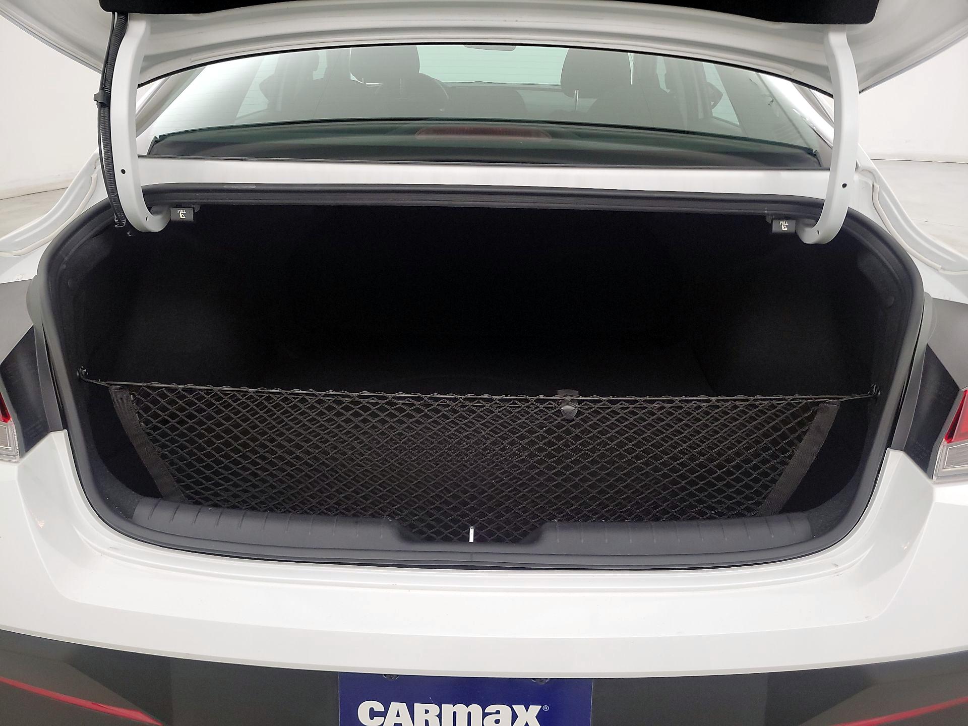 Thumbnail: 2024 Hyundai Elantra - 20