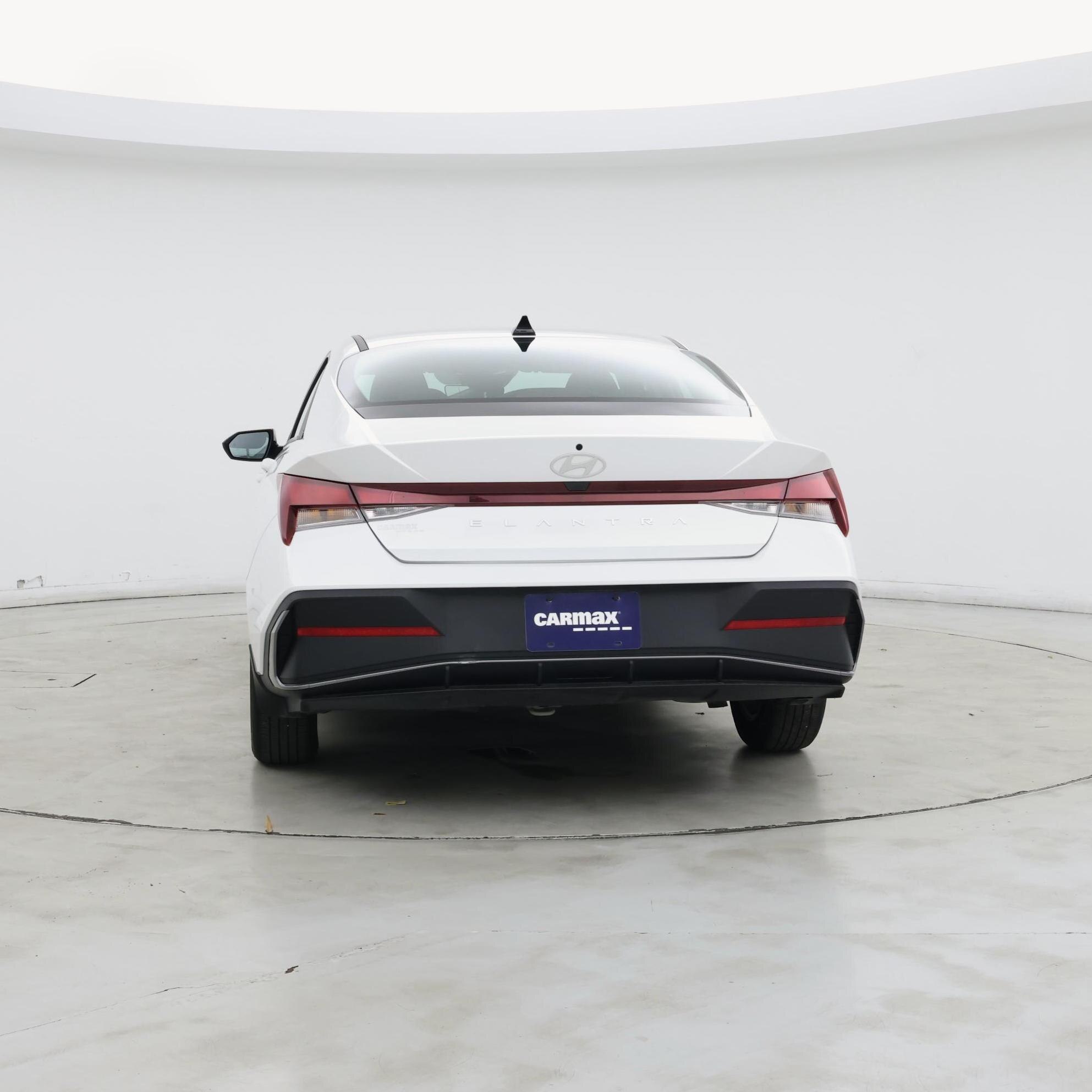 Thumbnail: 2024 Hyundai Elantra - 6