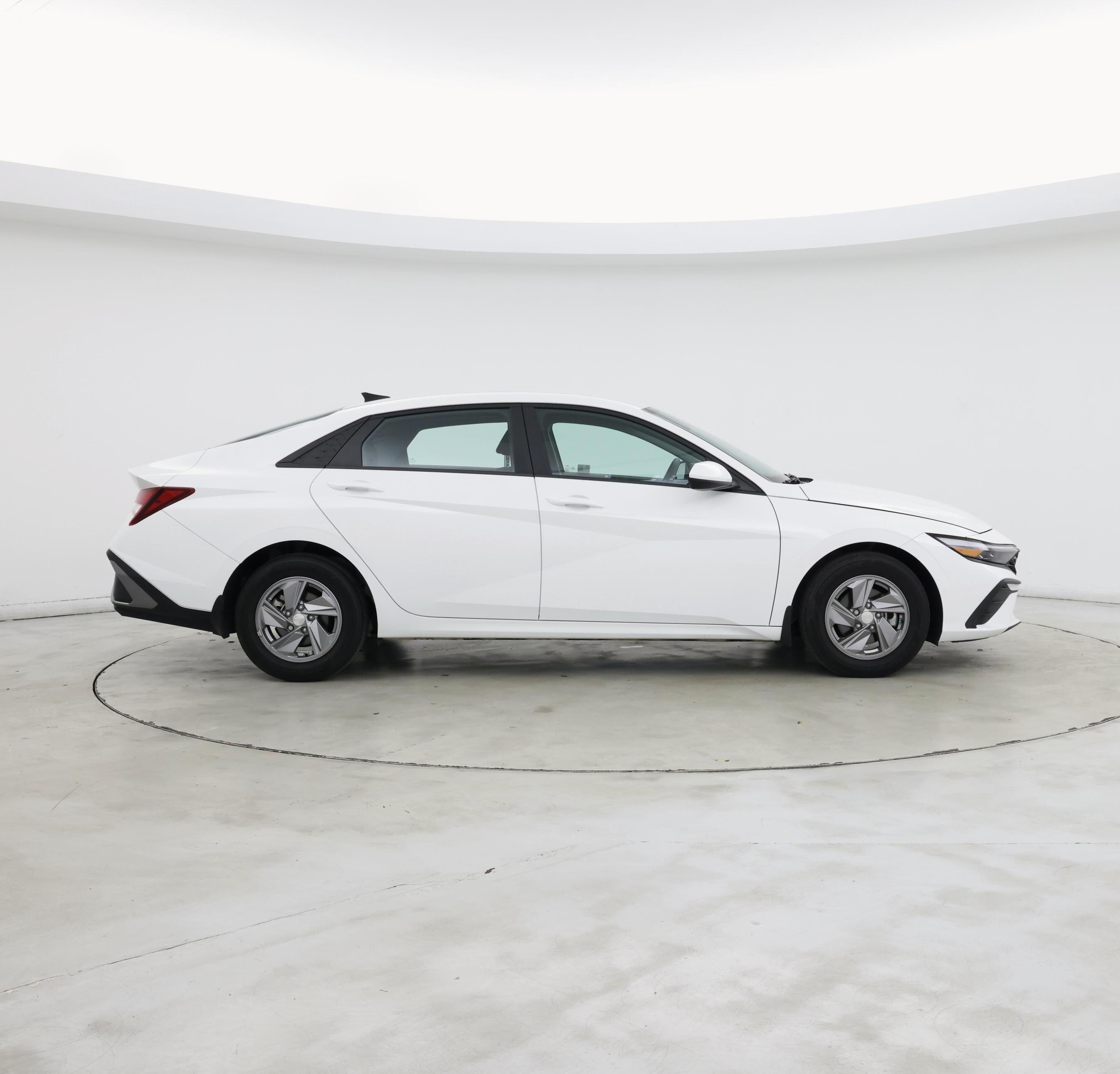 Thumbnail: 2024 Hyundai Elantra - 7