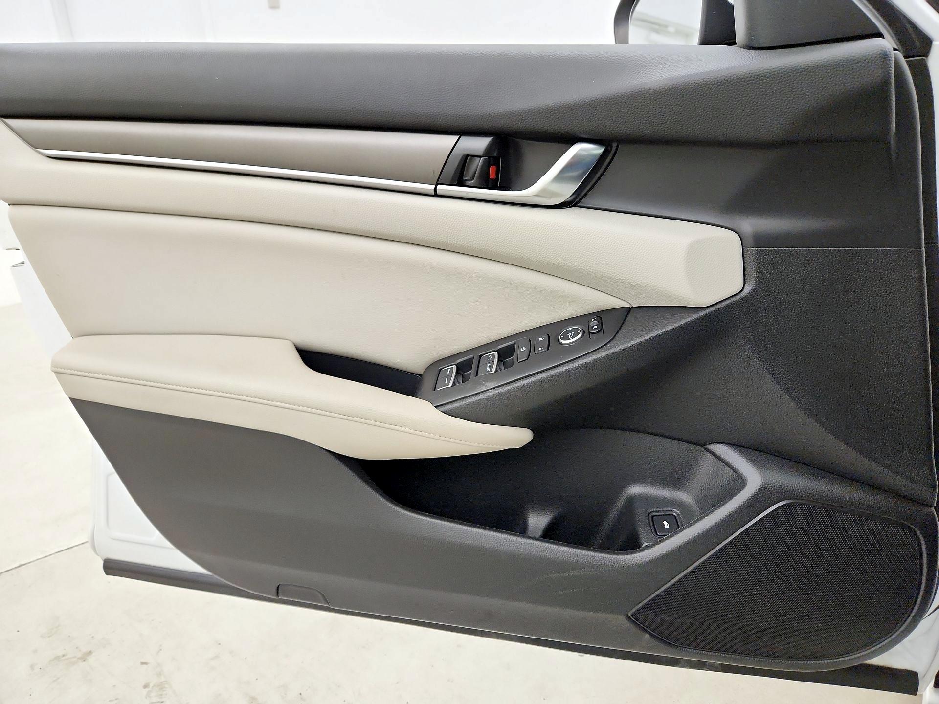 Thumbnail: 2021 Honda Accord - 12