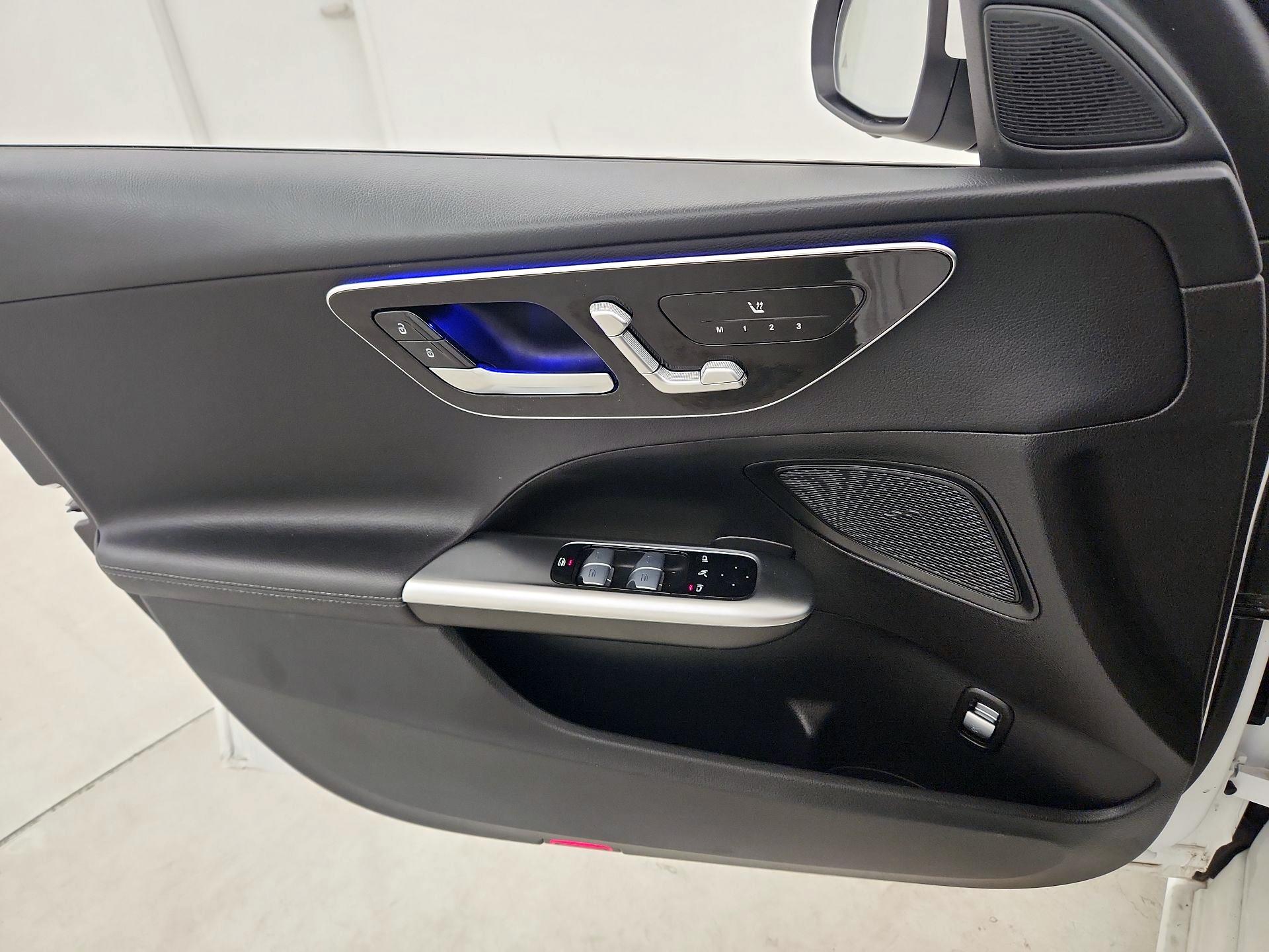 Thumbnail: 2023 Mercedes-Benz C-Class - 12