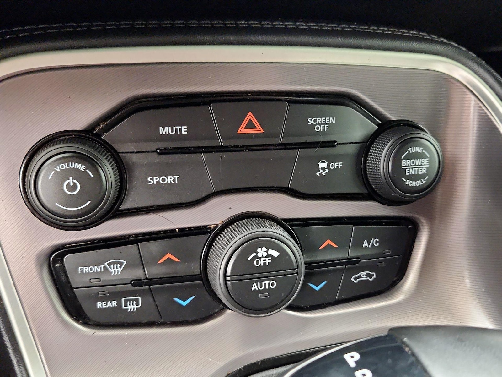 2021 Dodge Challenger SXT - Photo 17