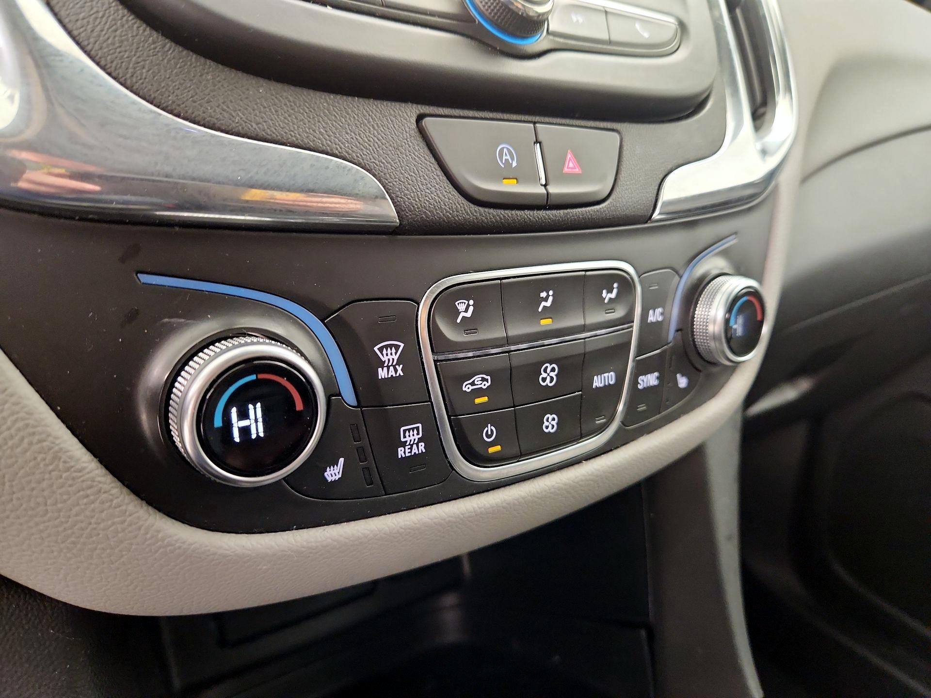 Thumbnail: 2023 Chevrolet Equinox - 16