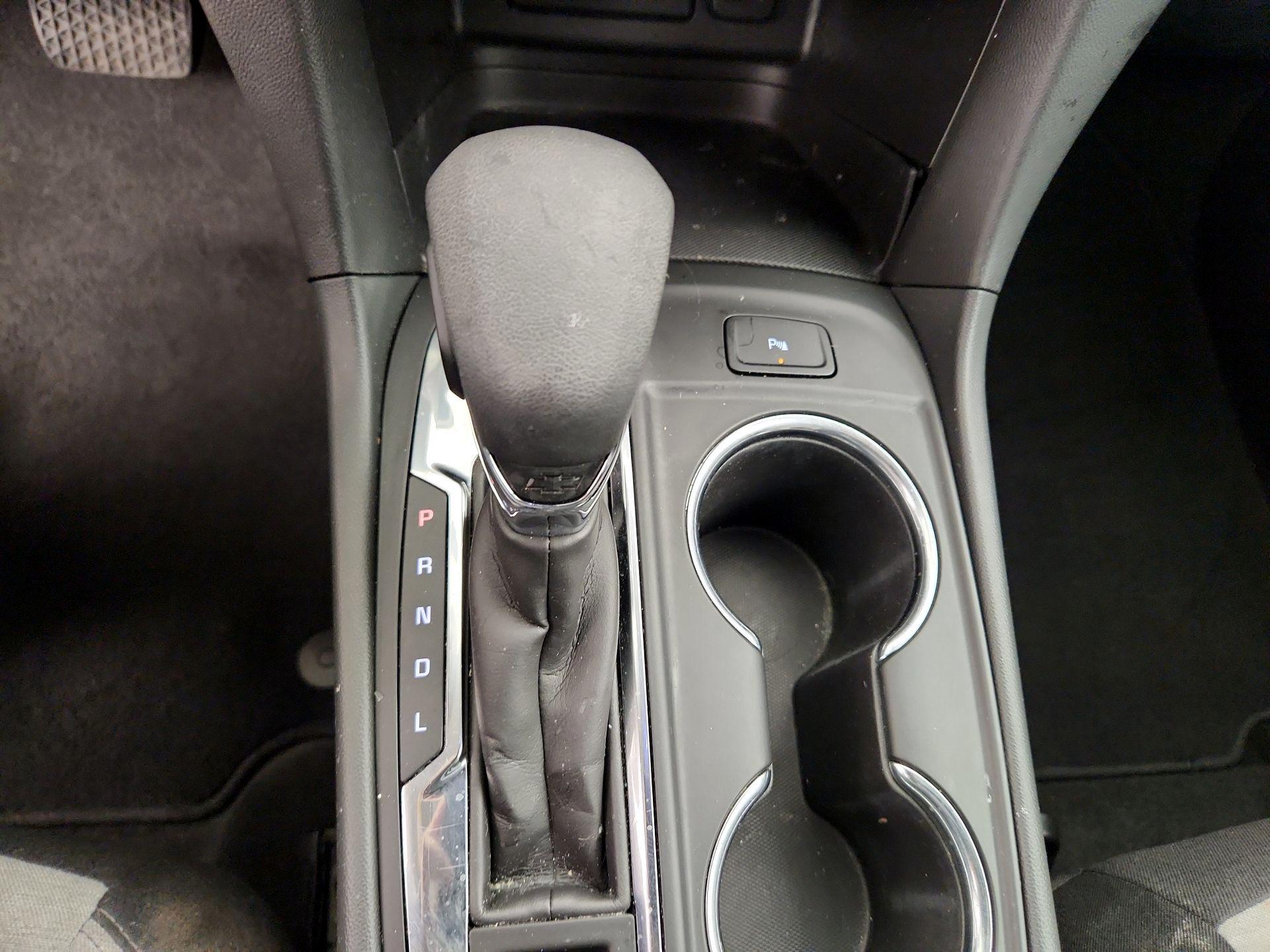 Thumbnail: 2023 Chevrolet Equinox - 17